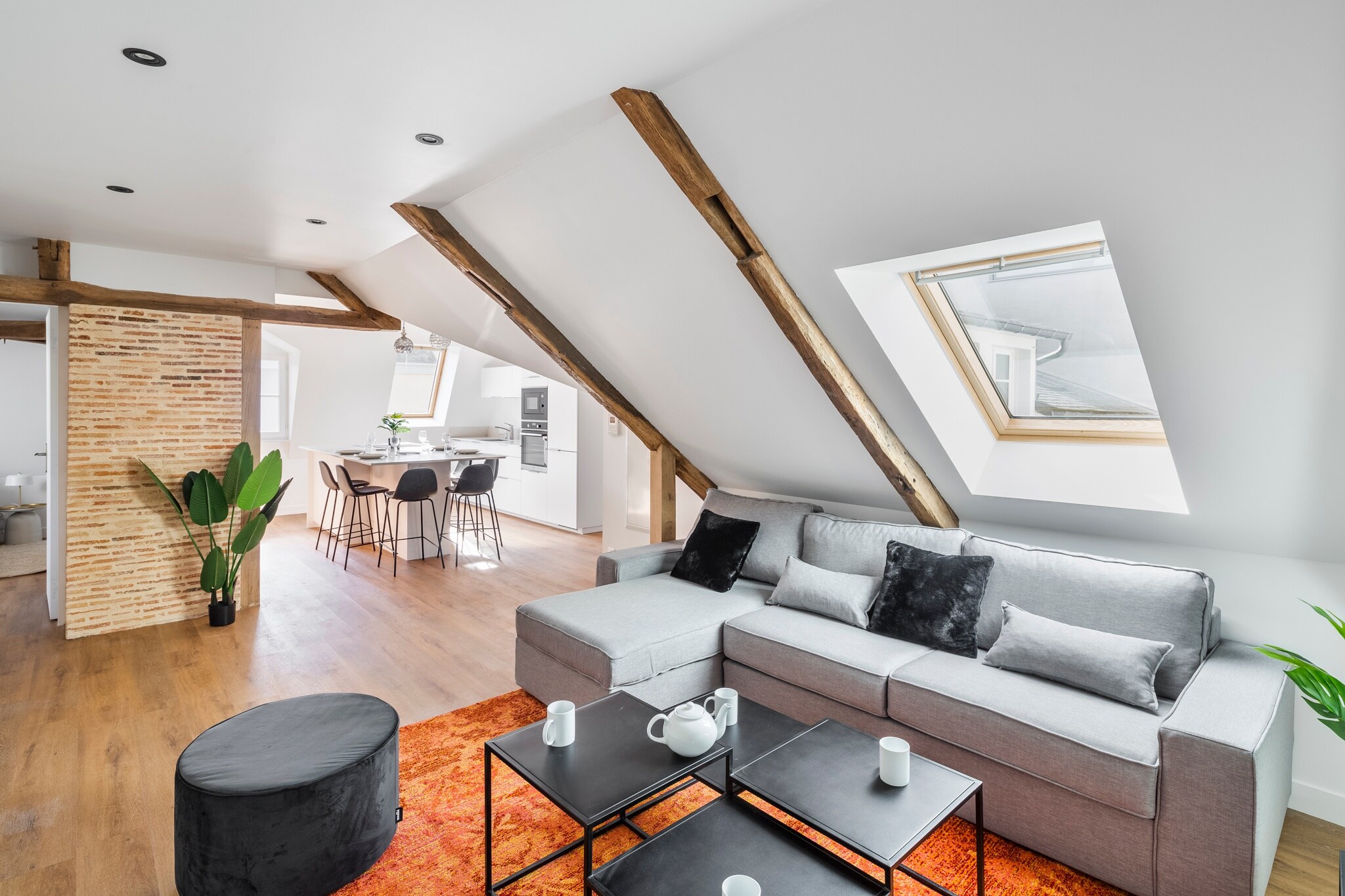 Property Image 1 - Charming luxury two bedroom apartment with exposed beam in Rennes