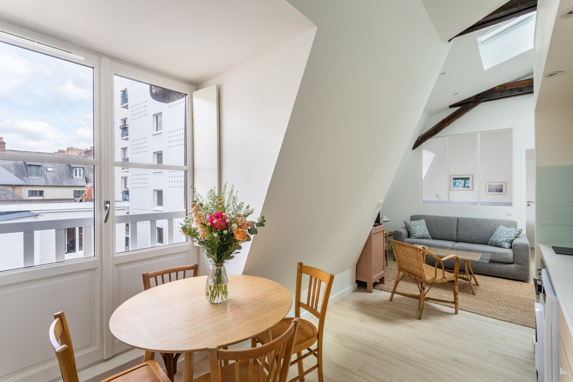 Property Image 1 - Cozy and modern two bedroom apartment in the centre of Rennes