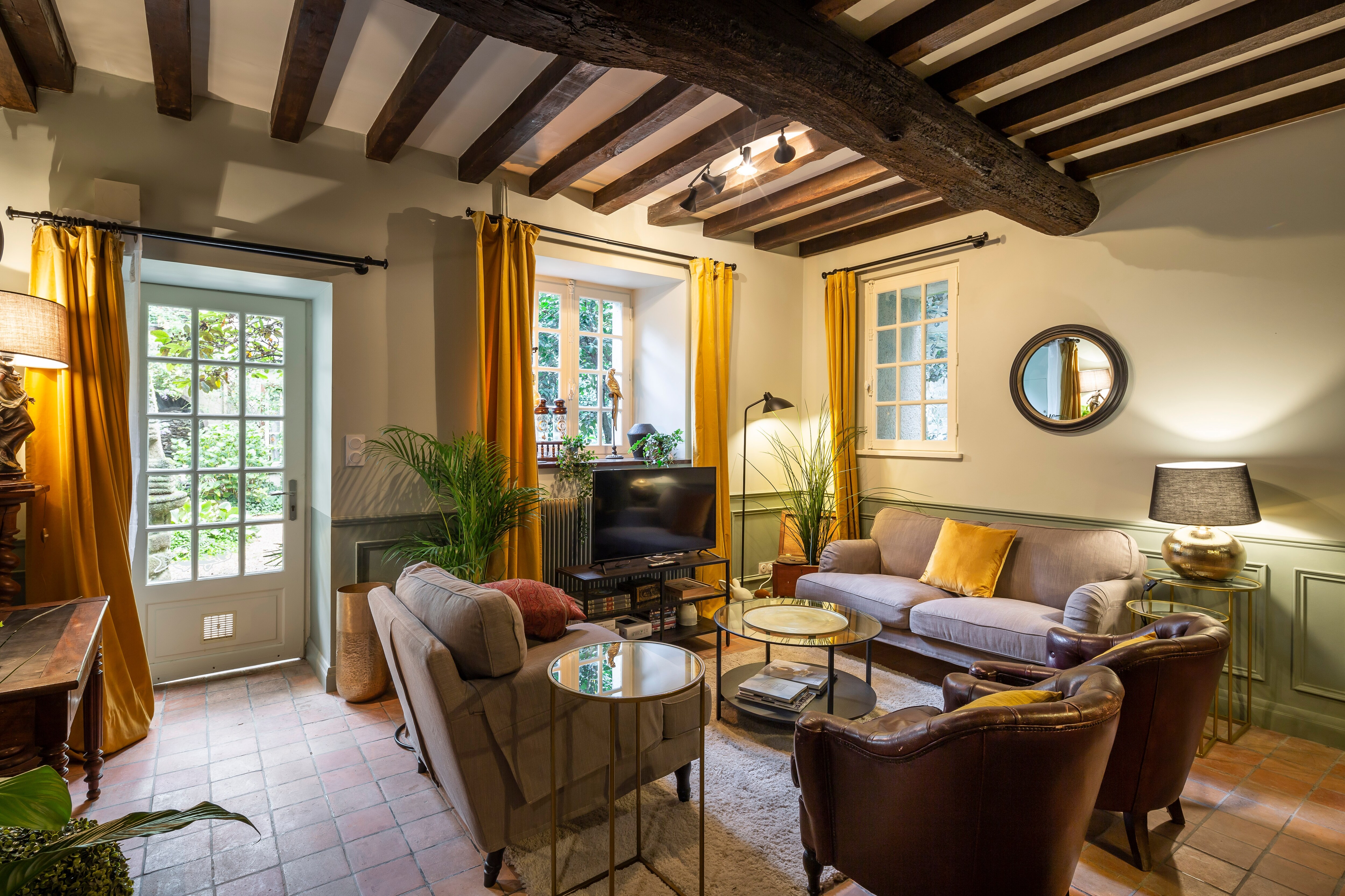 Property Image 1 - Chic Apartment at the Foot of Saint-Pierre Cathedral