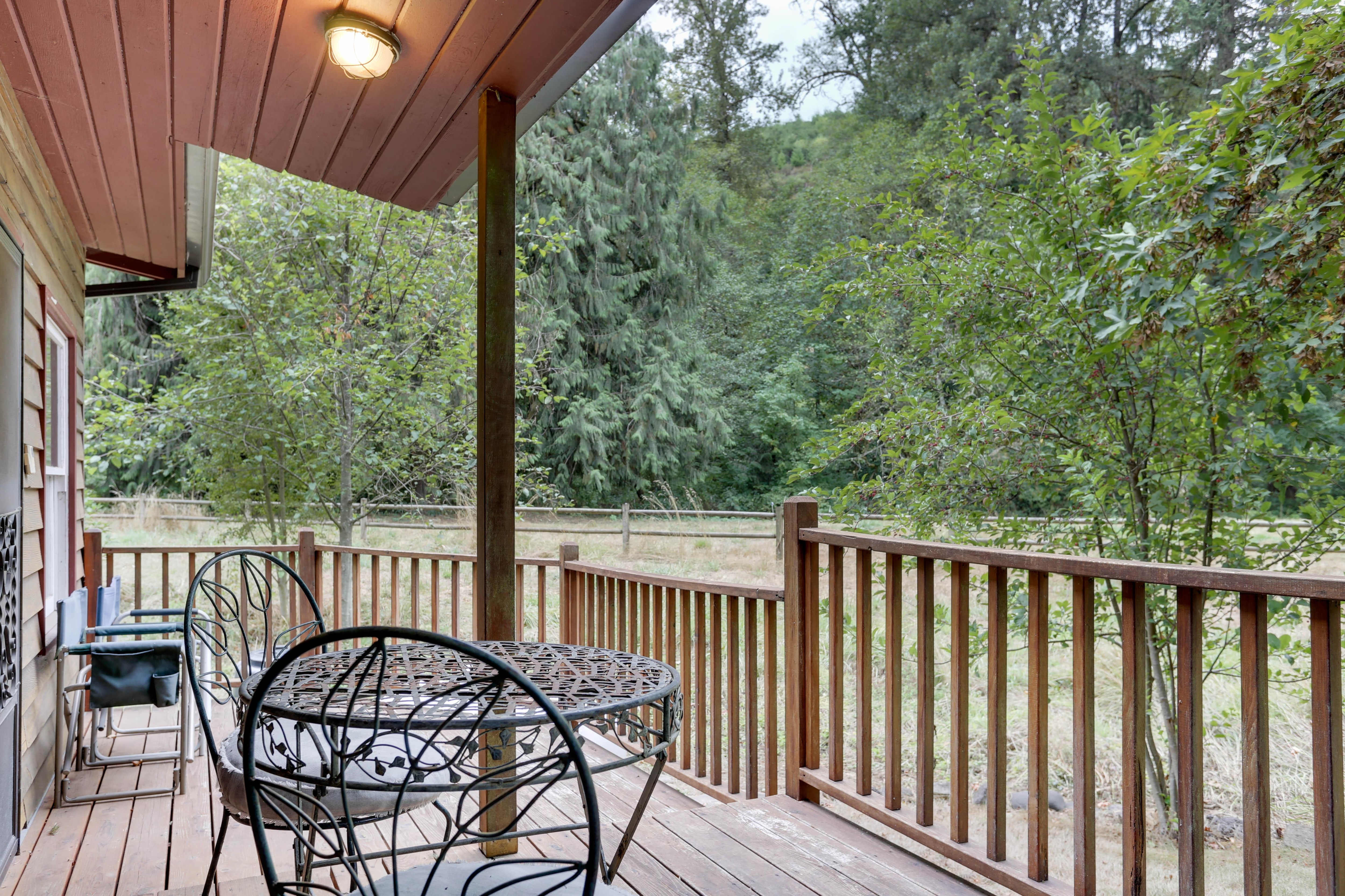 Property Image 2 - Molalla River Cottage