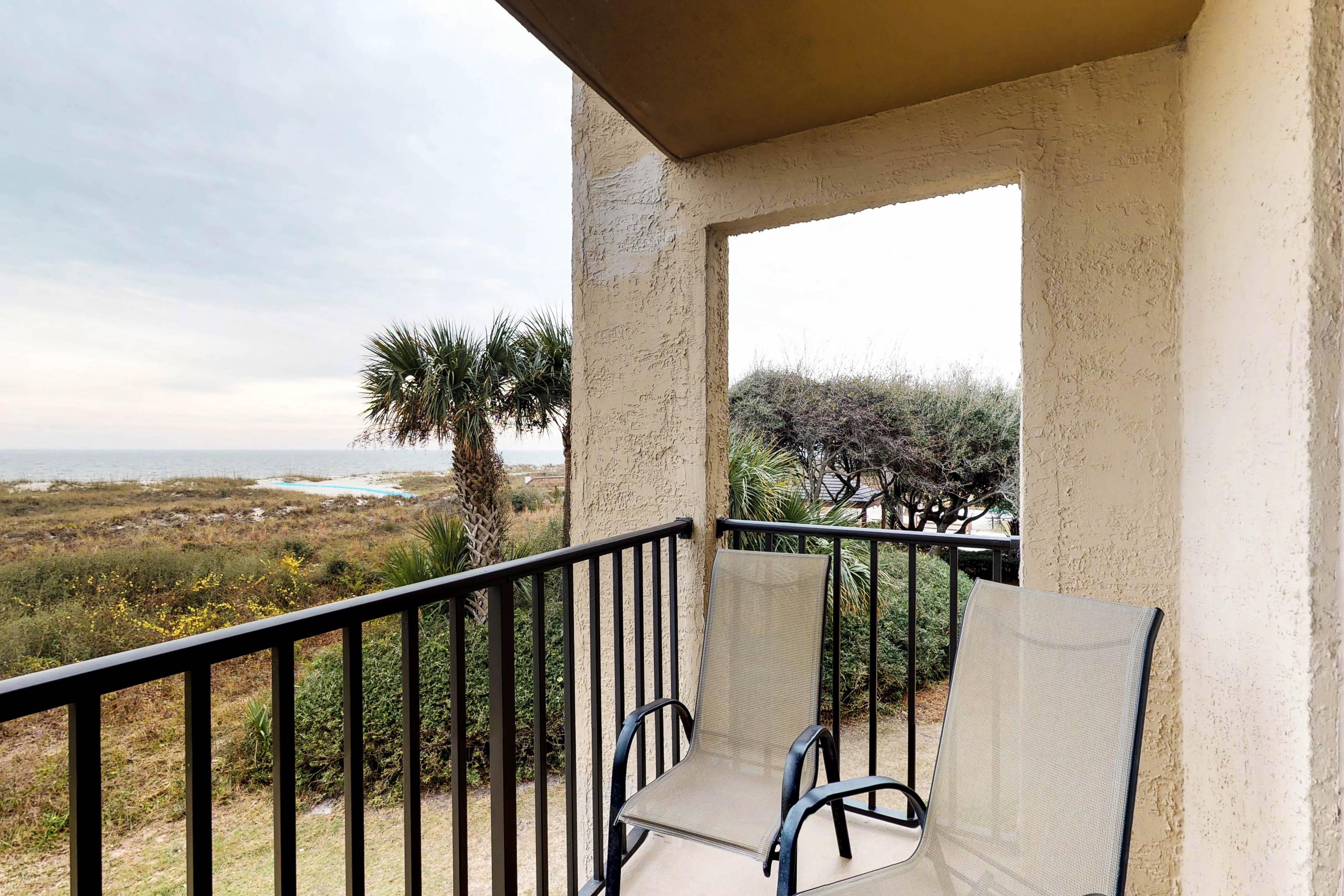 Property Image 1 - Island Club 2201