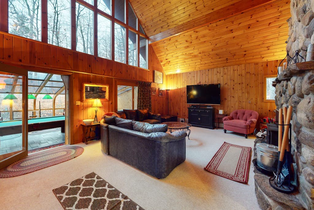 Stunning Ski Lodge with Mountain Views & Epic Game Room - Walk to Resort