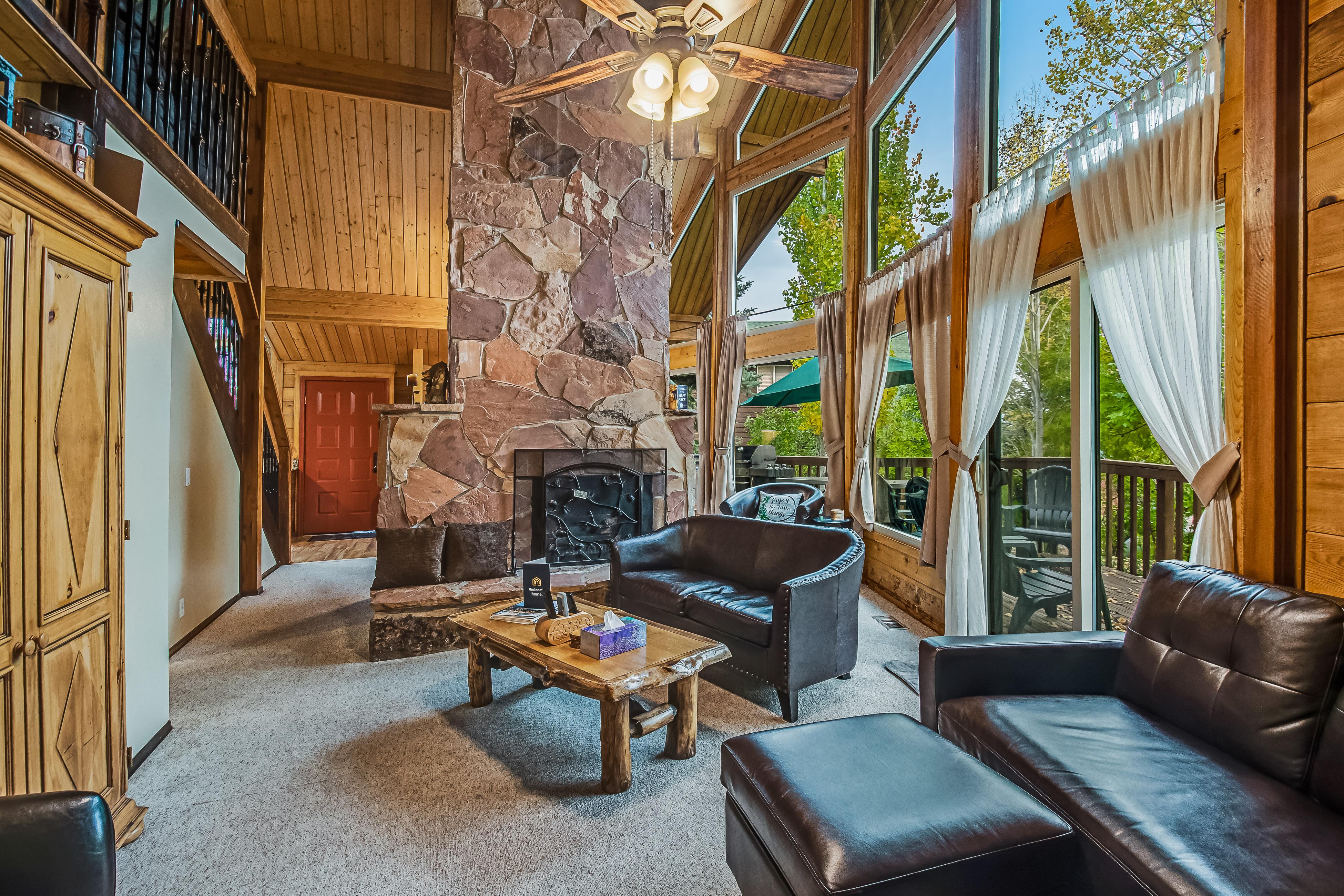 Property Image 2 - Aspen Hideaway Cabin