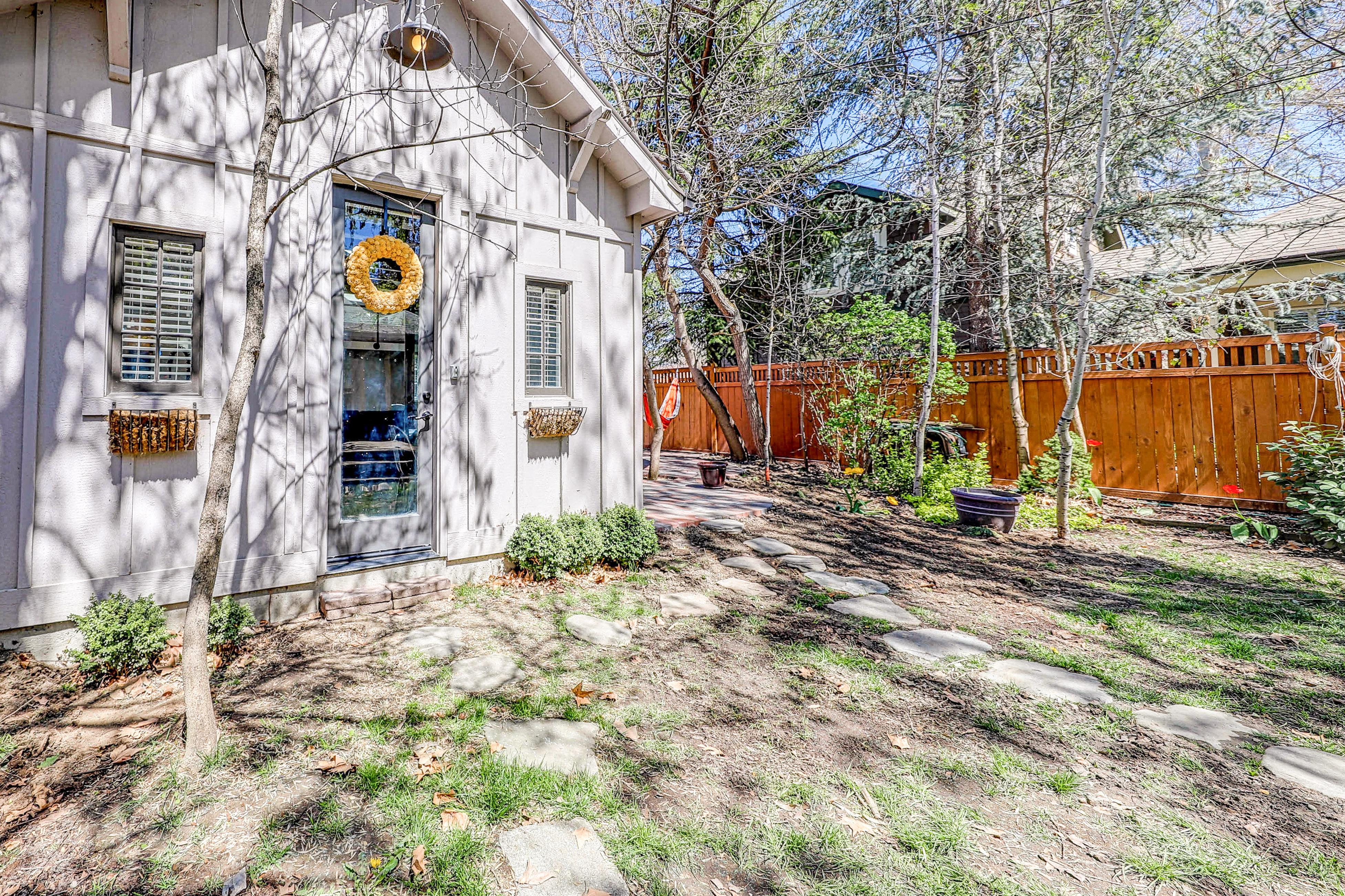 Pueblo Street Cottage Home