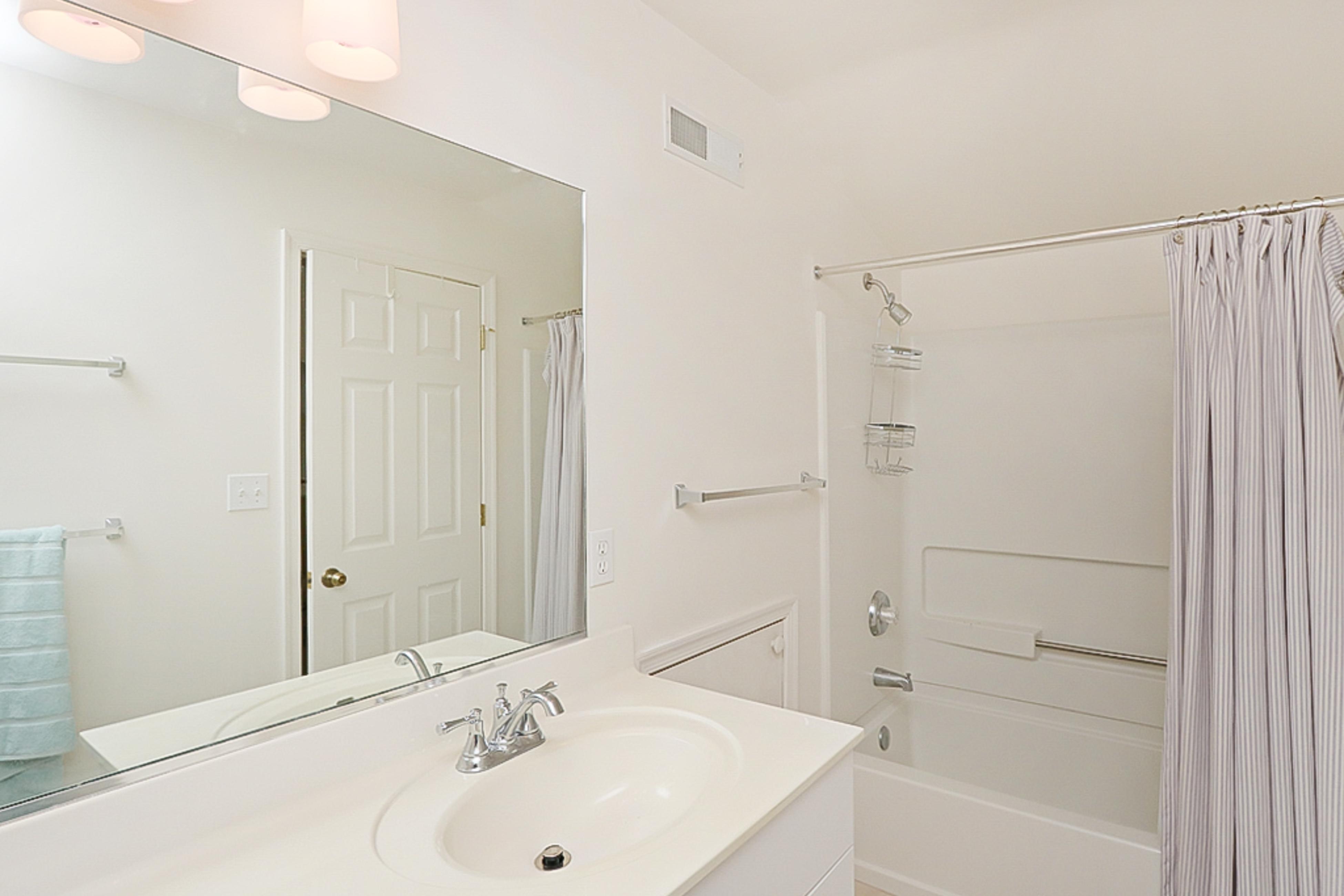 Sea Colony - 55021 Pine Lake Dr