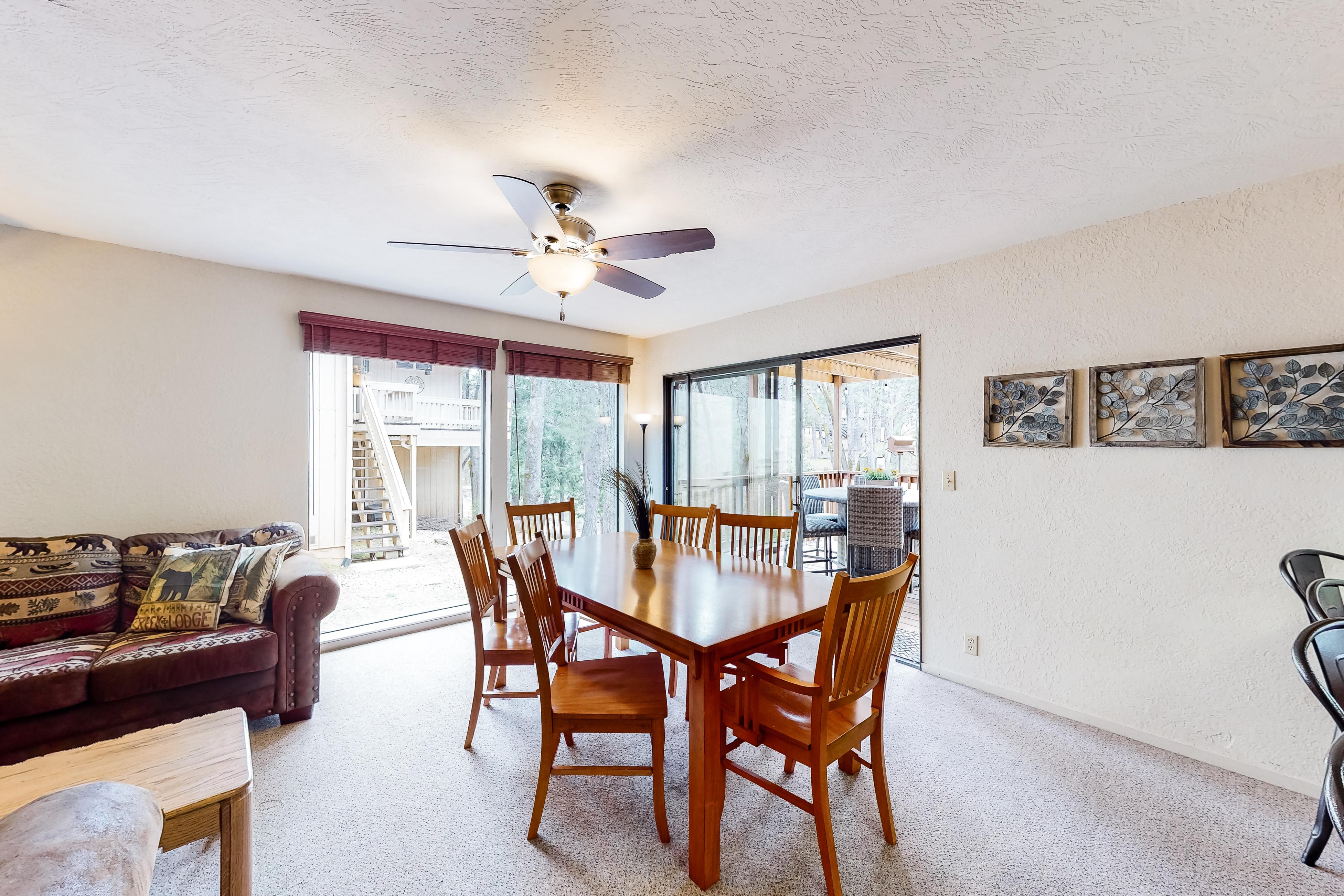 Creekside Cabin Creekside Cabin