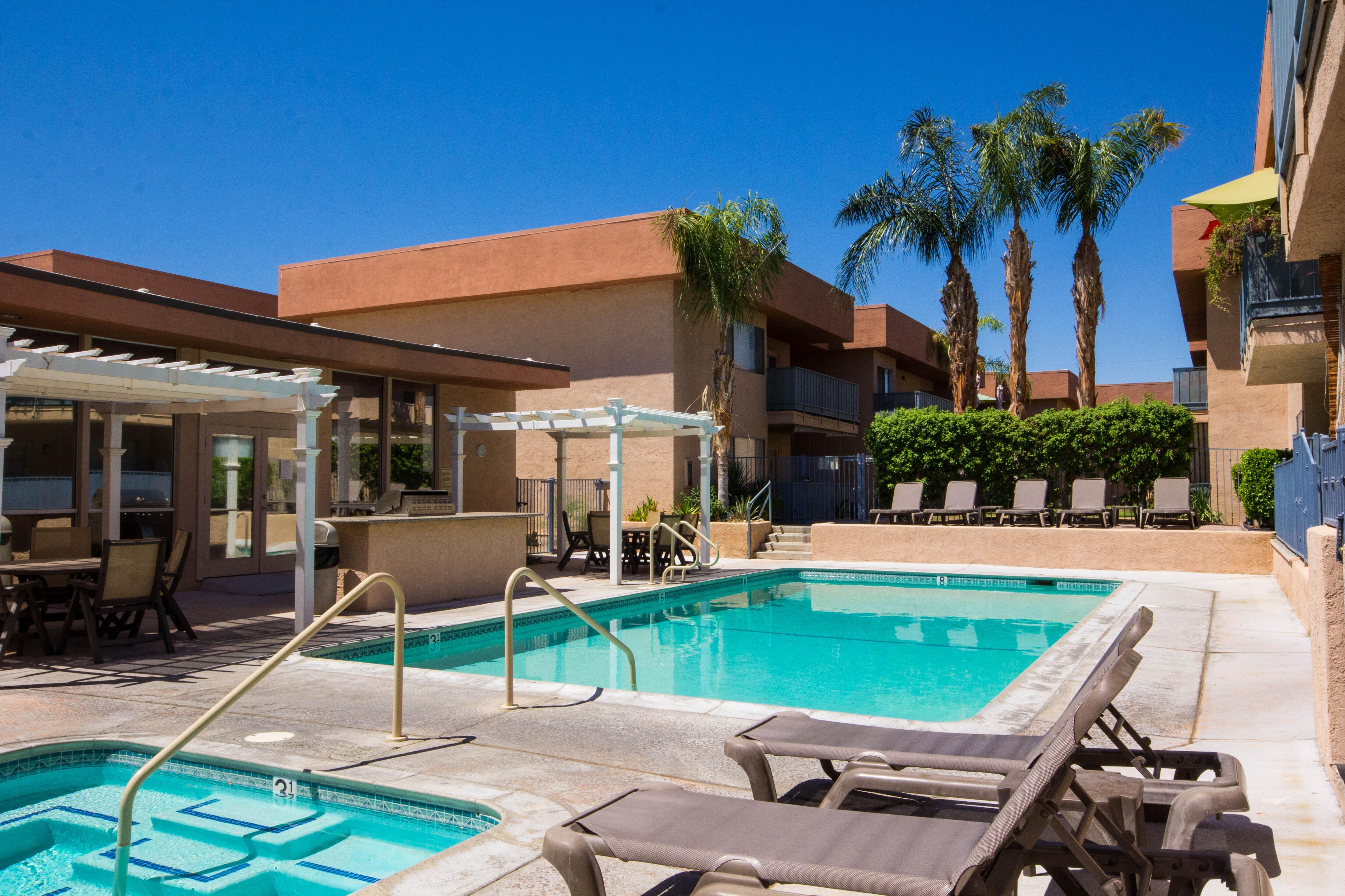 Property Image 1 - Palm Springs Sunrise Condo