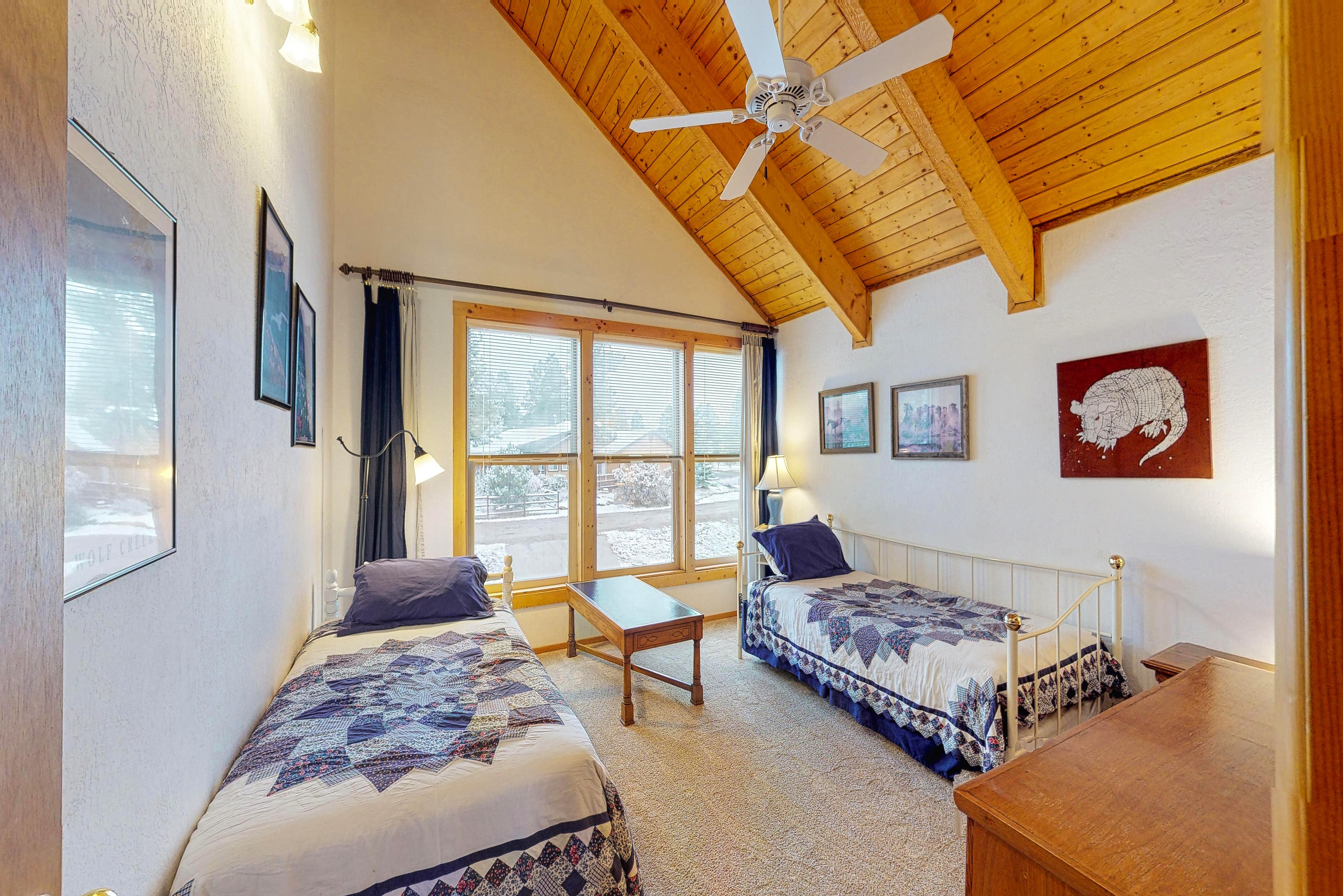 Kick Back Cabin Kick Back Cabin