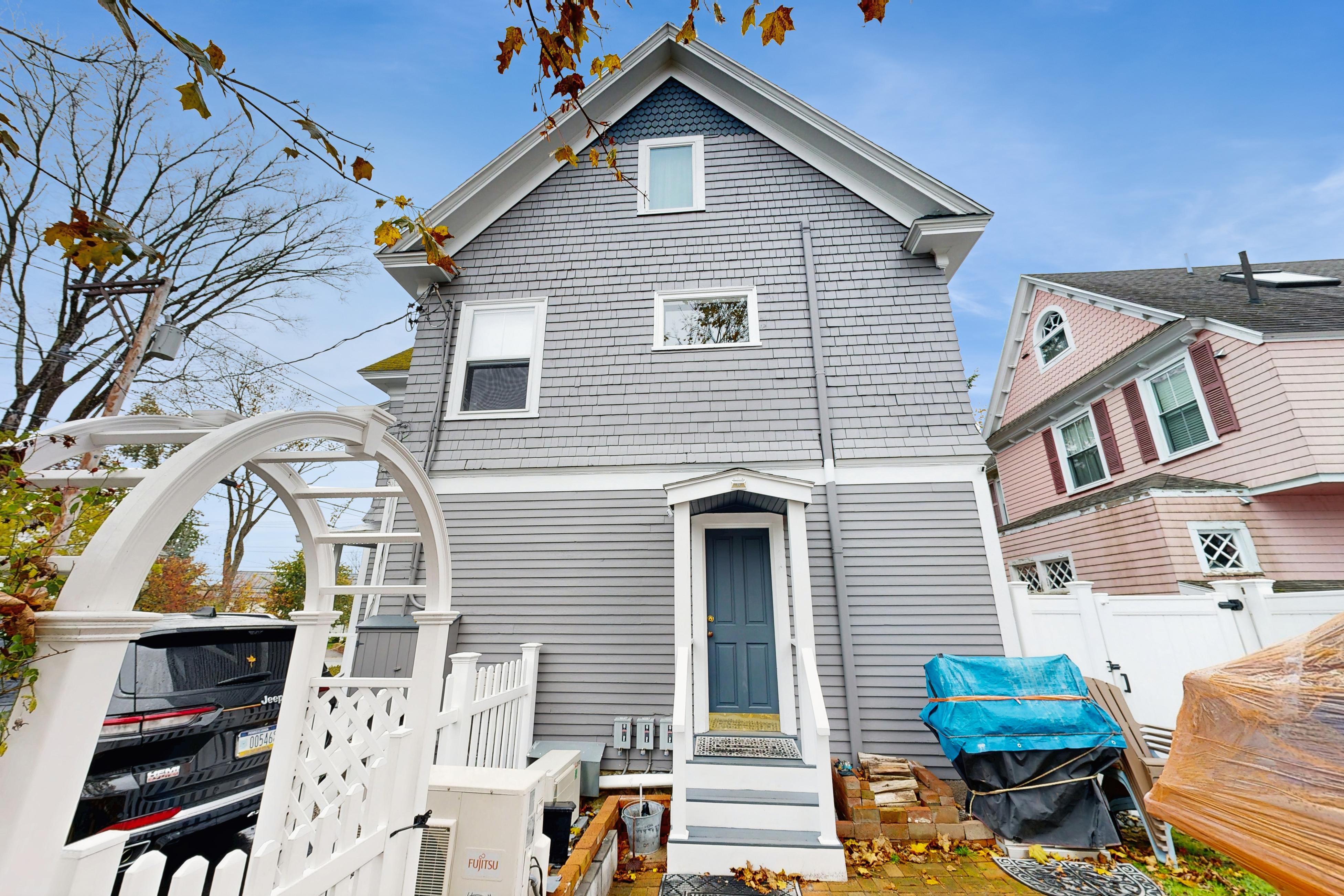 Pied-à-terre Dock Square