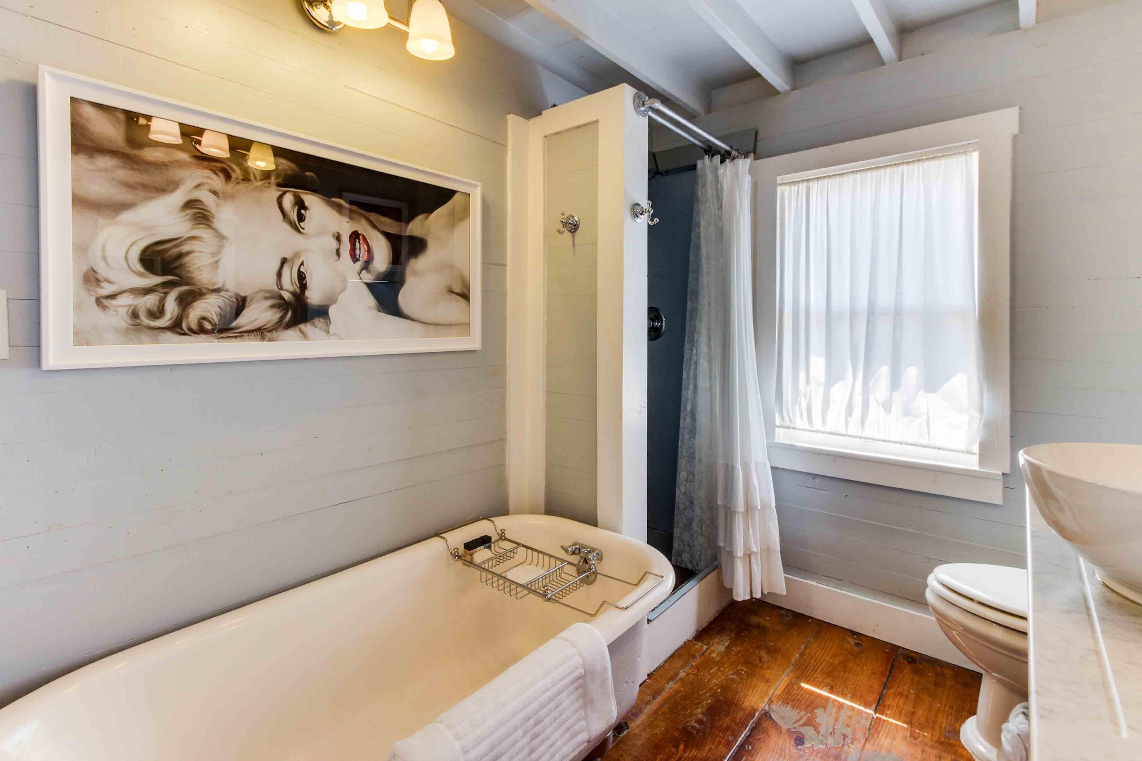 Travis Street - Travis House