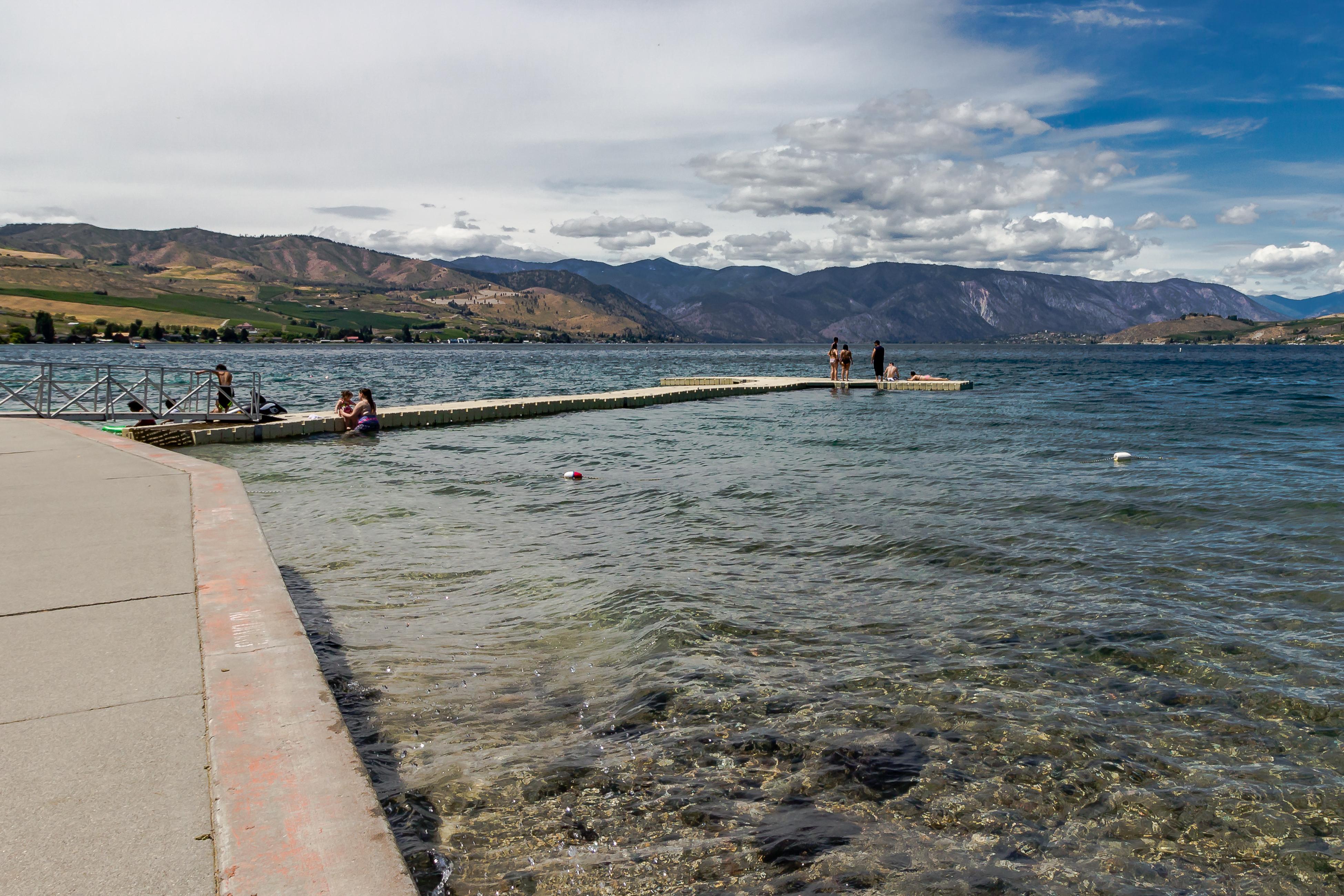 Chelan Resort Suites: Water Sunset #303