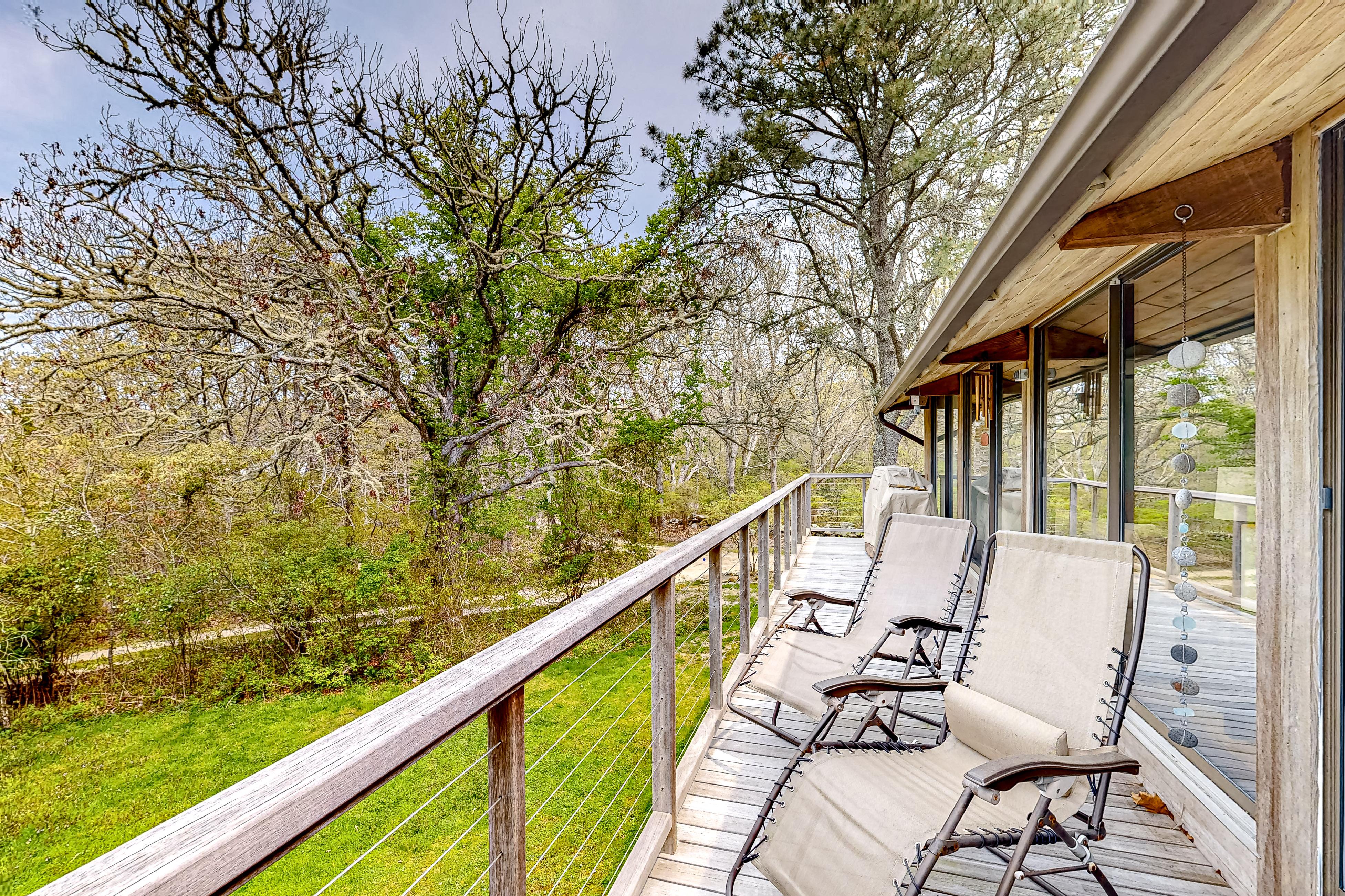 Property Image 2 - Chilmark Beauty