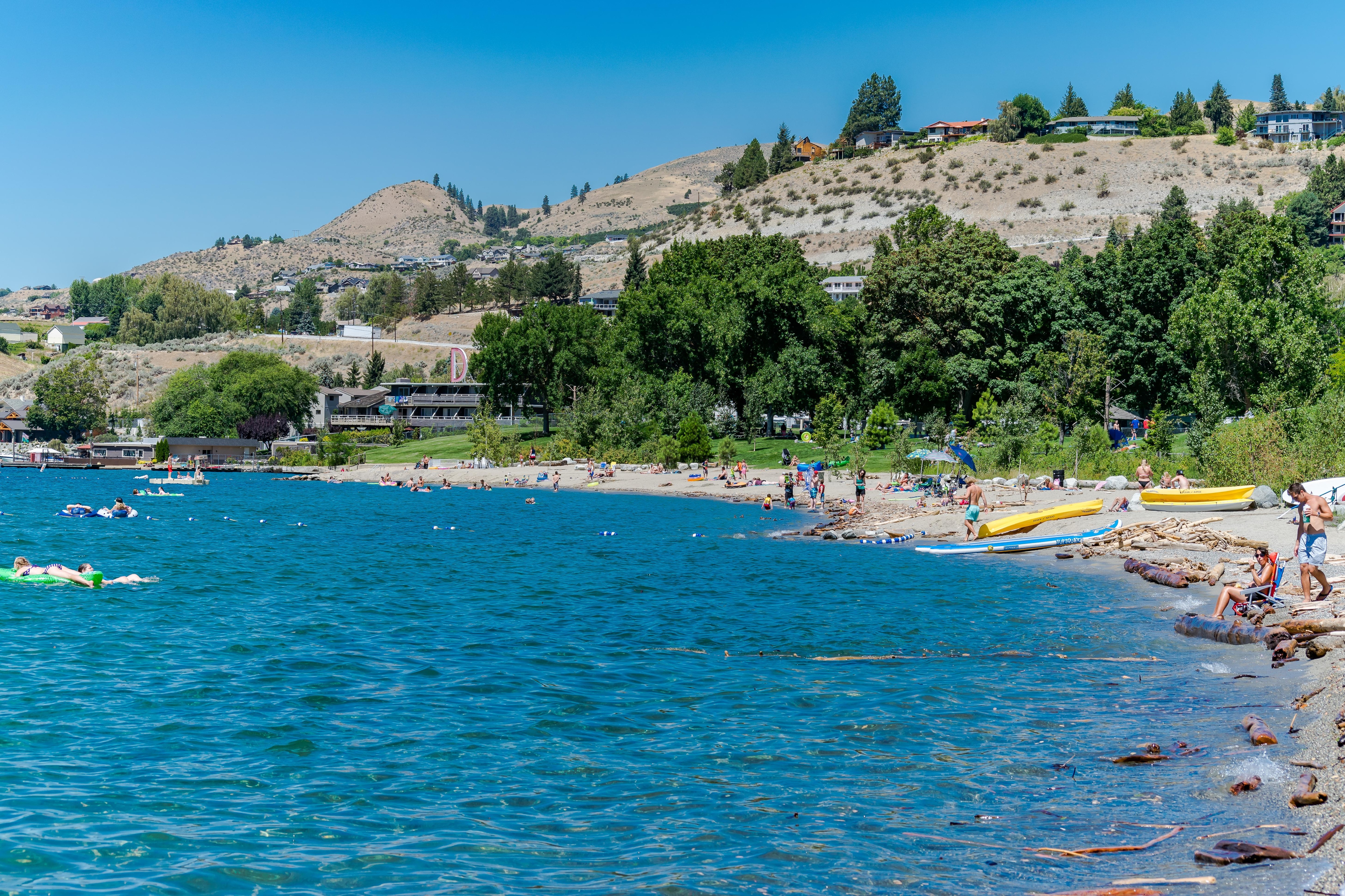 Lake Chelan Shores - Comforting Luxury #18-2 Lake Chelan Shores - Comforting Luxury #18-2