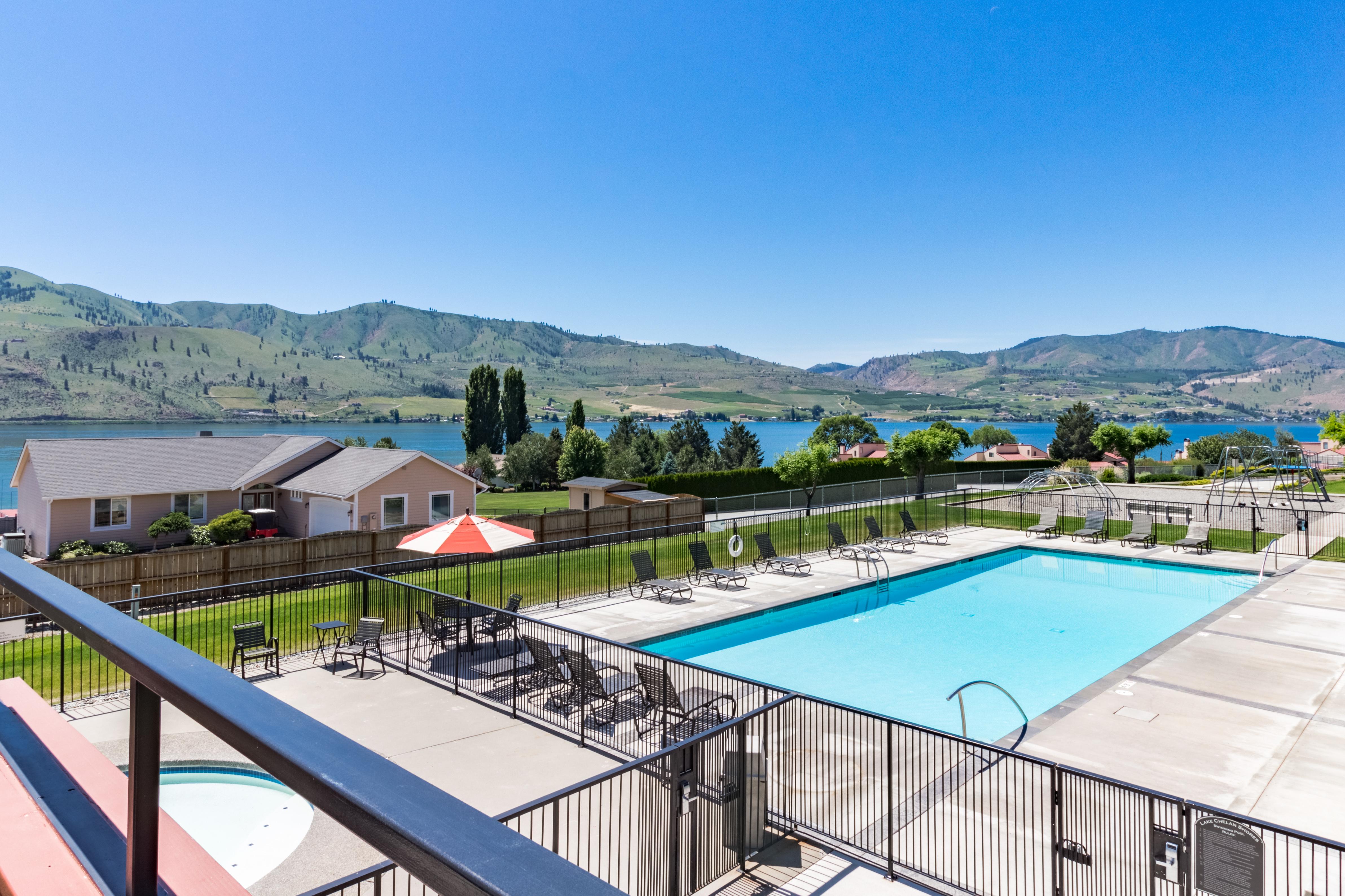 Lake Chelan Shores: Comforting Luxury (#18-2)