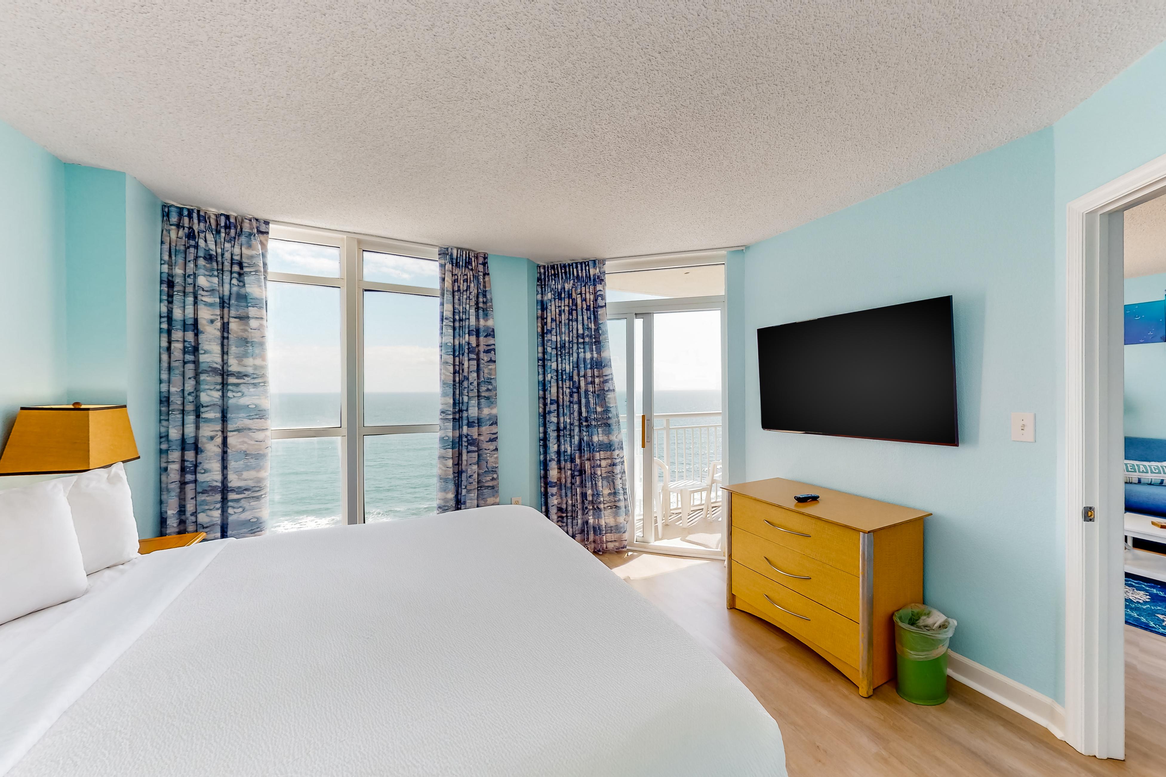 Property Image 2 - Bay Watch 1605