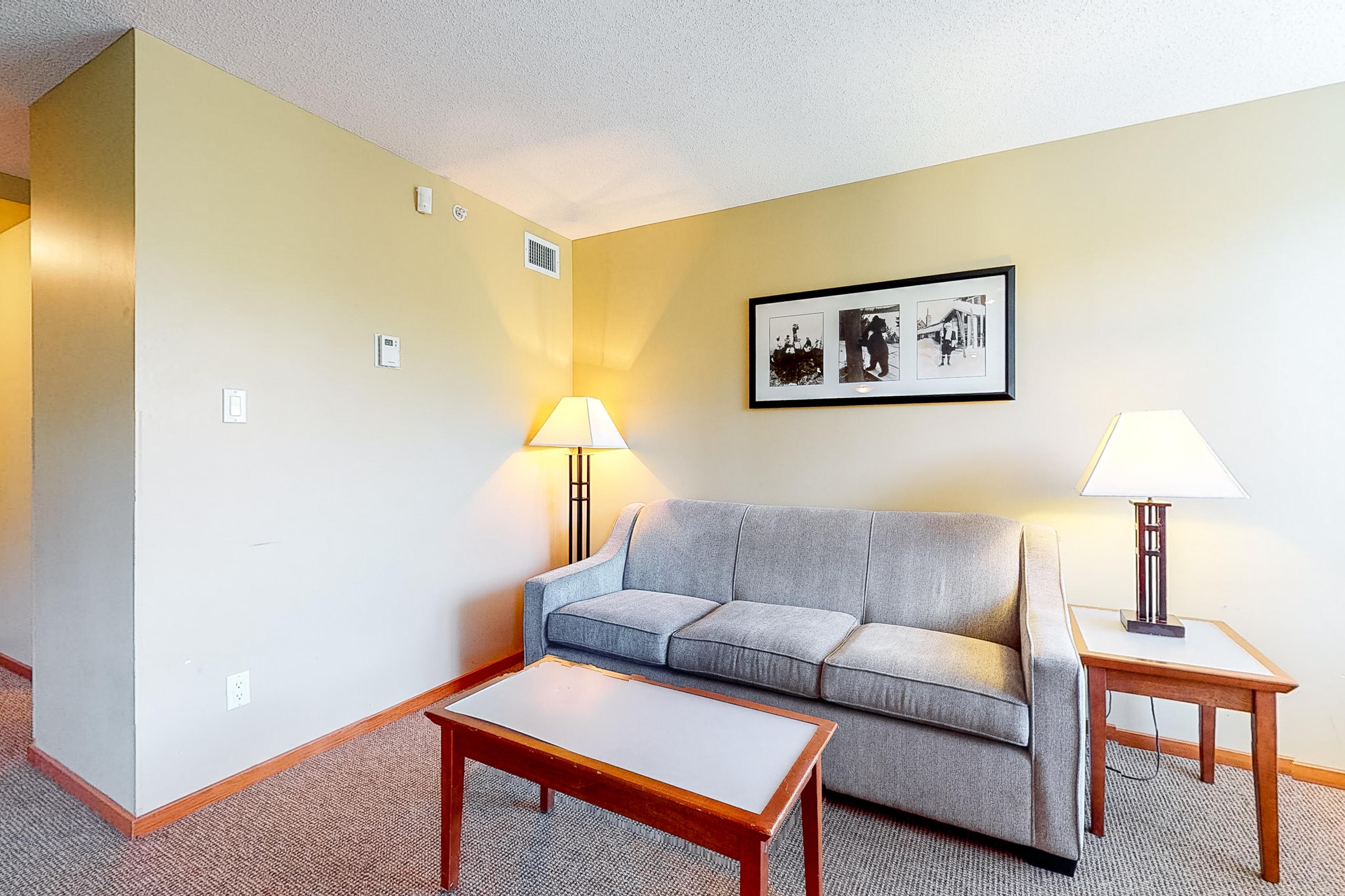 Property Image 1 - Traditional Condo with Heated Pool and Hot Tub Access