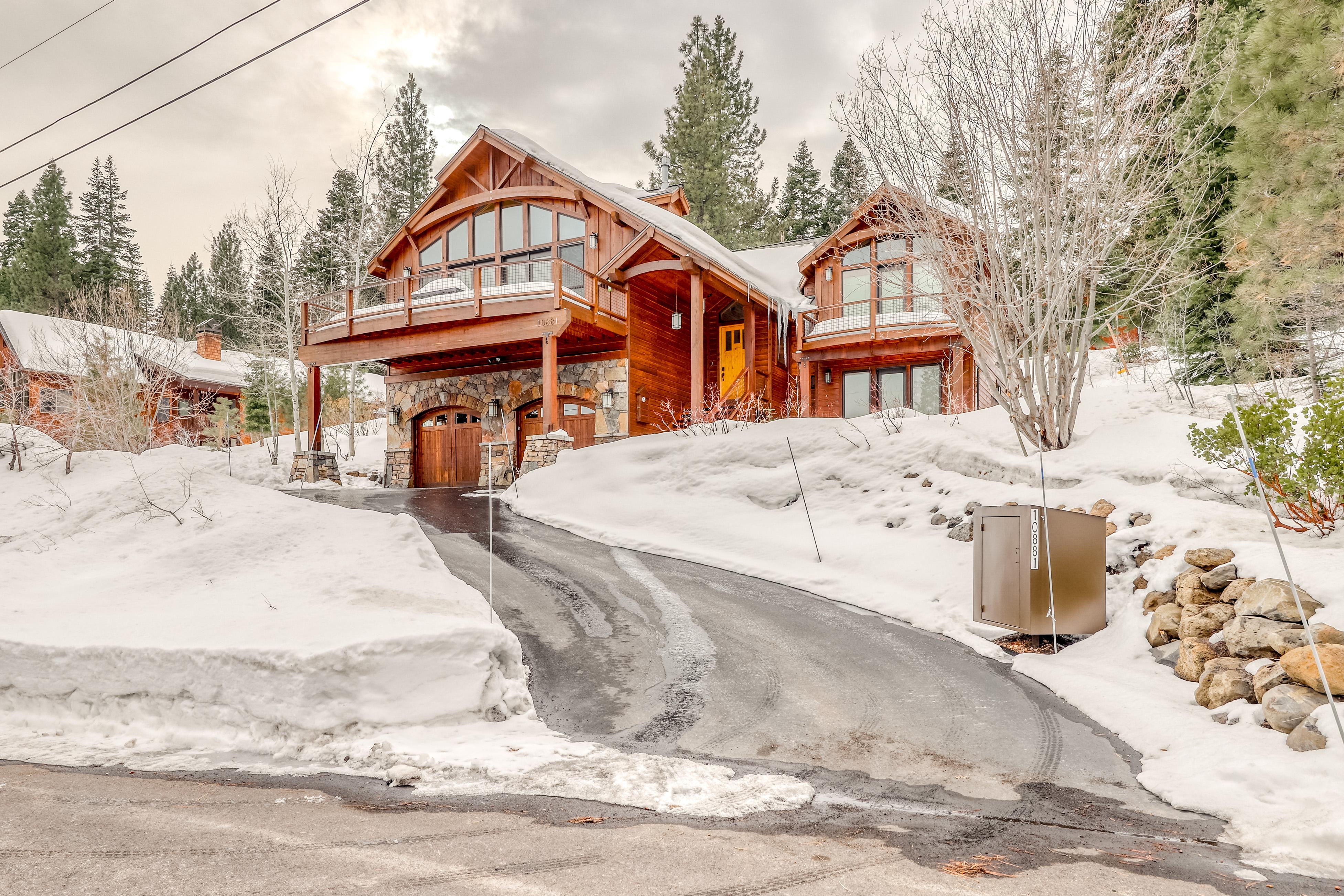 Property Image 1 - Extraordinary Tahoe-Donner Modern Mountain Home
