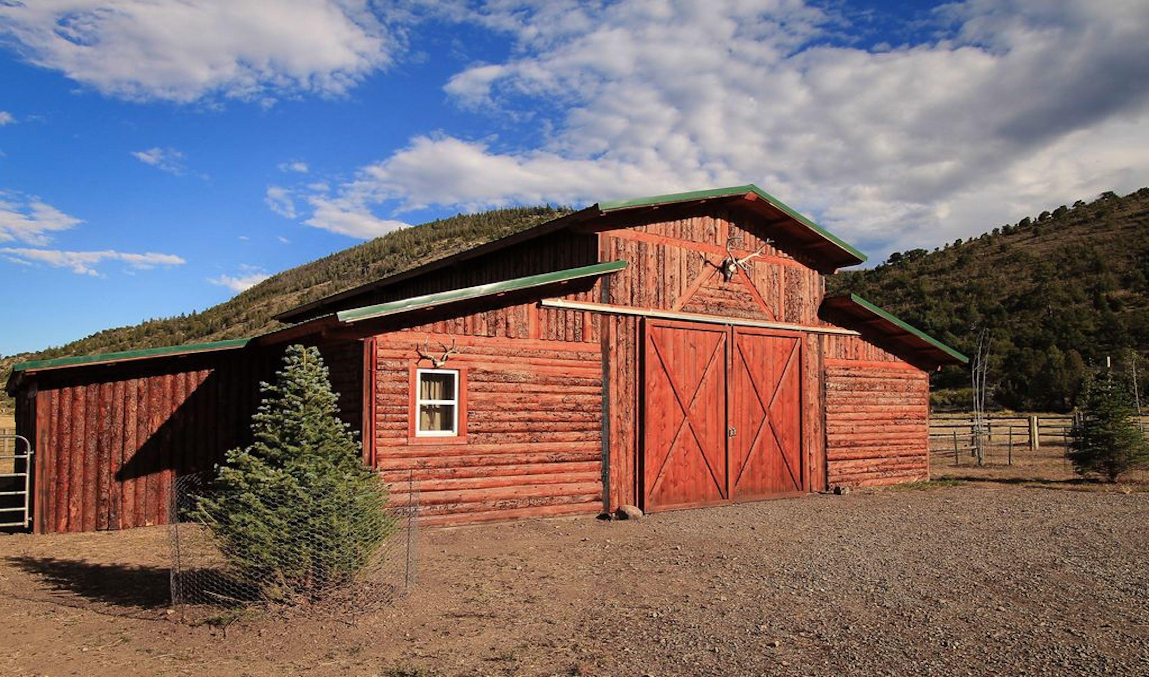 Cougar Canyon Main and Bunk