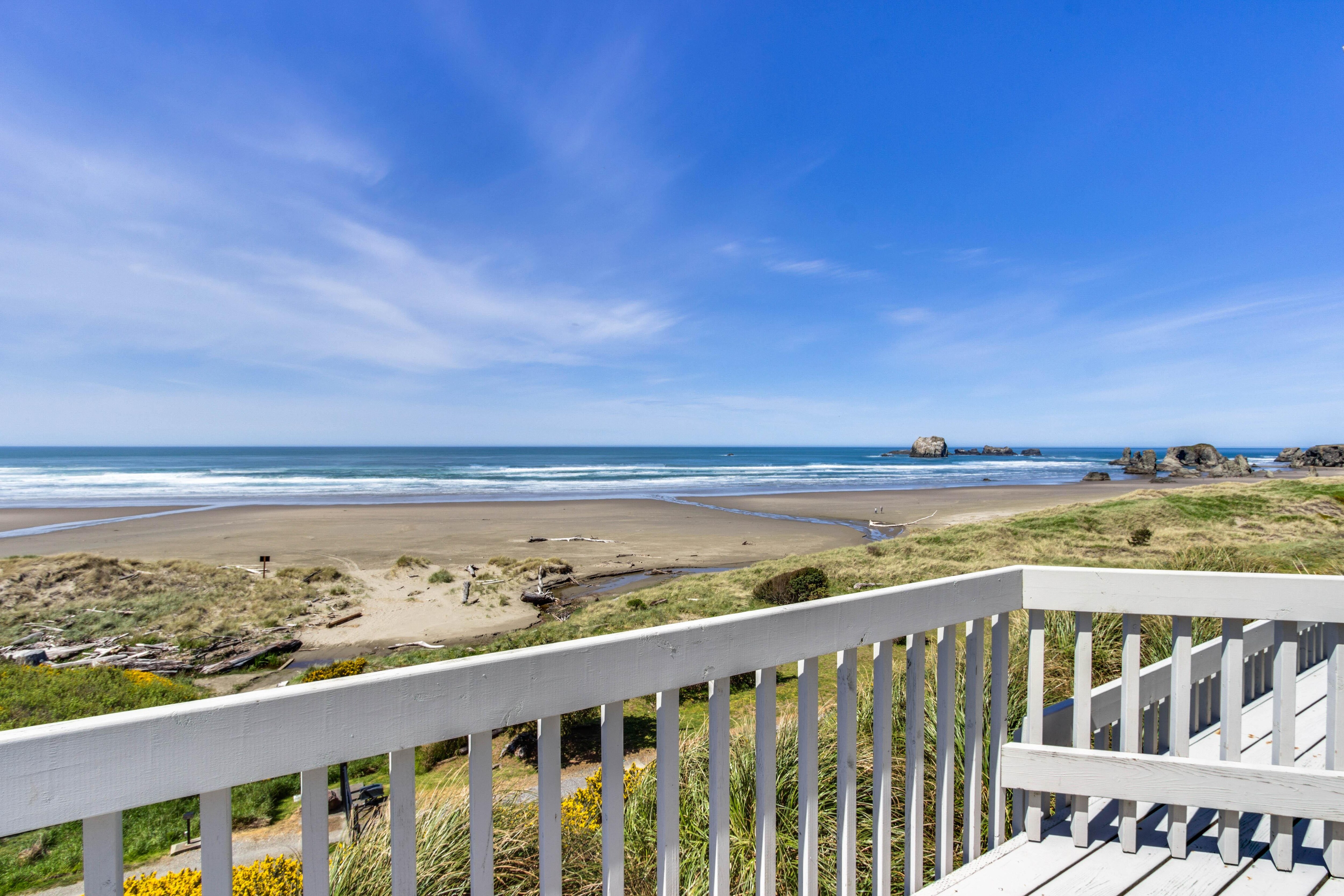 Property Image 1 - The Helm- Spindrift Oceanfront Home