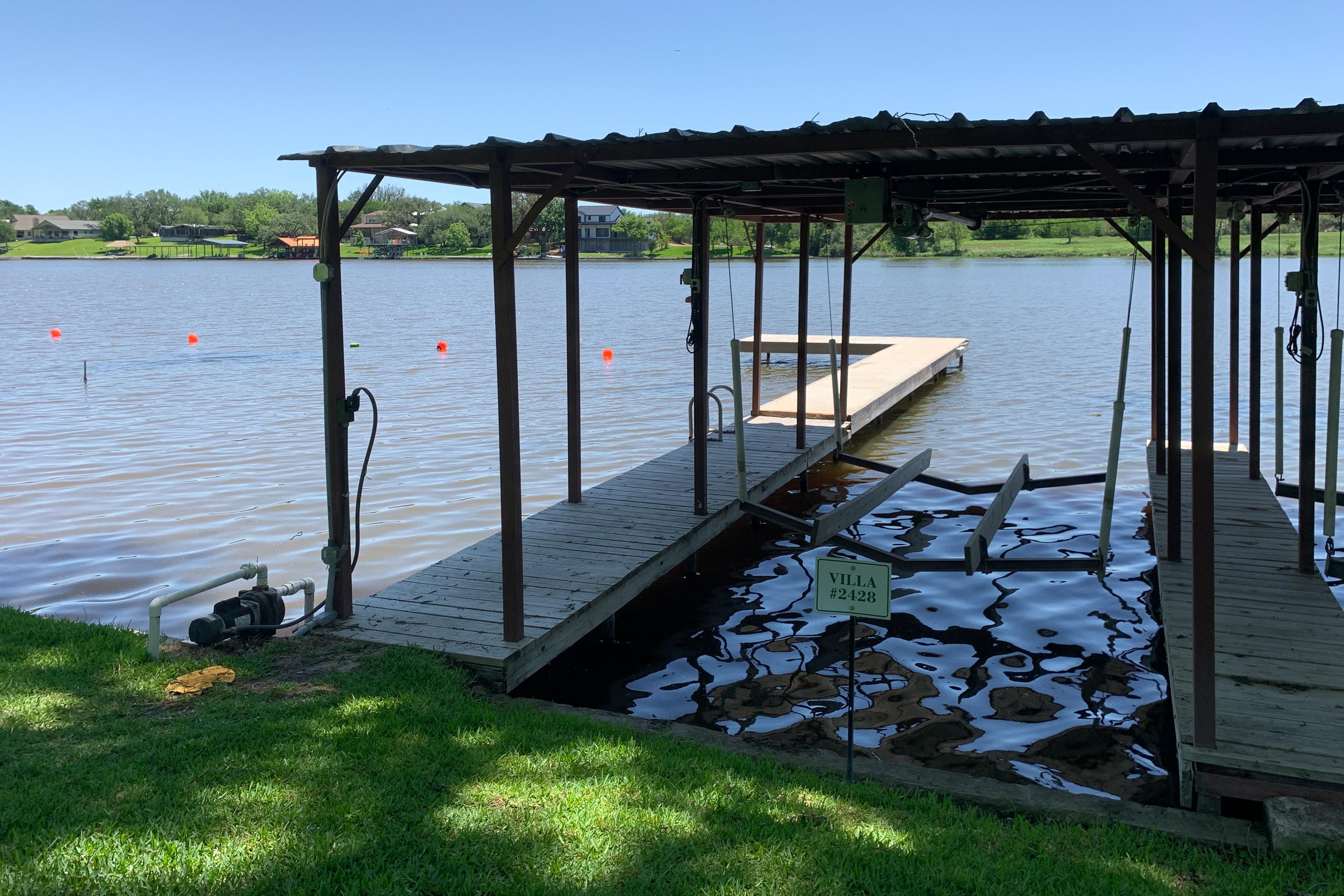 Property Image 2 - Sunny Days Lake Retreat (Main house and both Casitas)