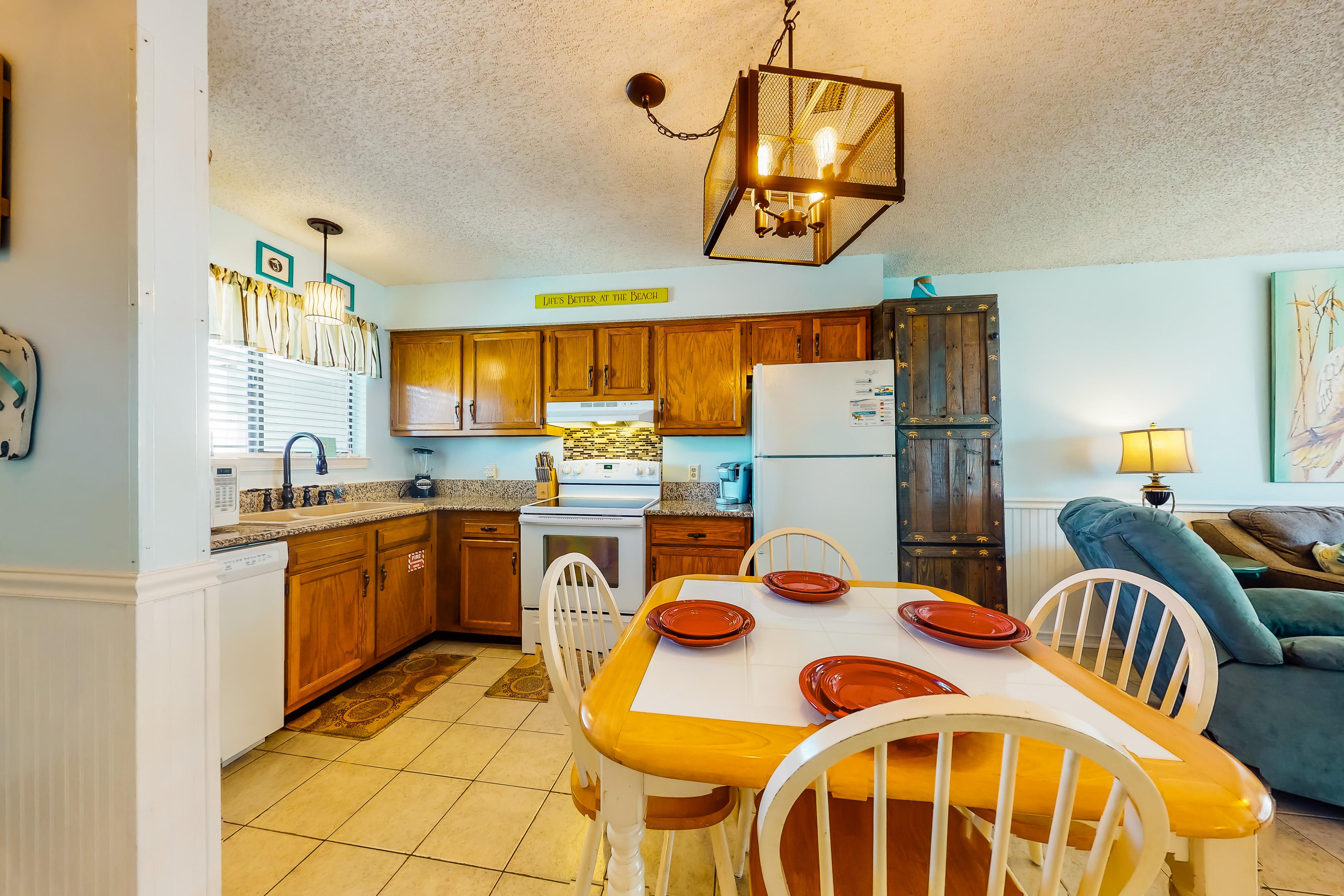 Las Palmas 218 - Grits and Grace Las Palmas 218 - Grits and Grace