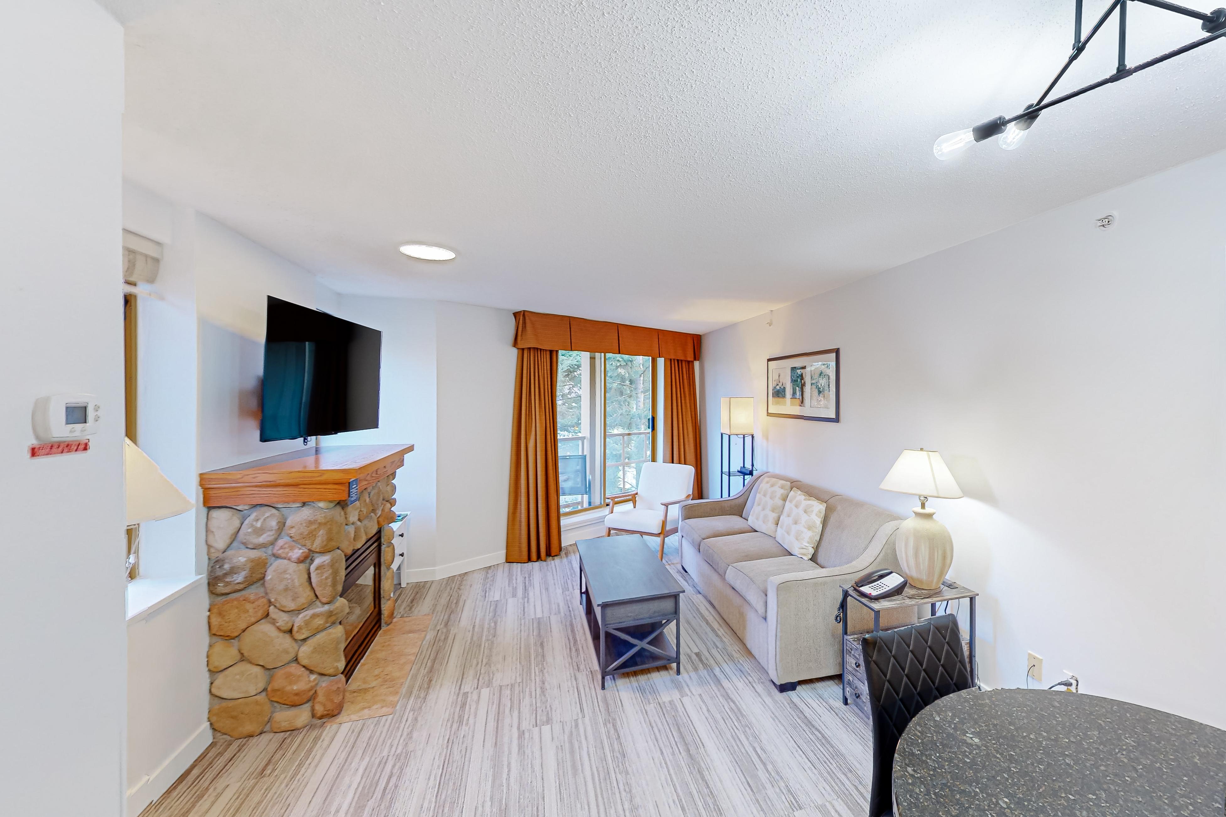 Property Image 1 - Stunning Condo located near Whistler Mountain and Village