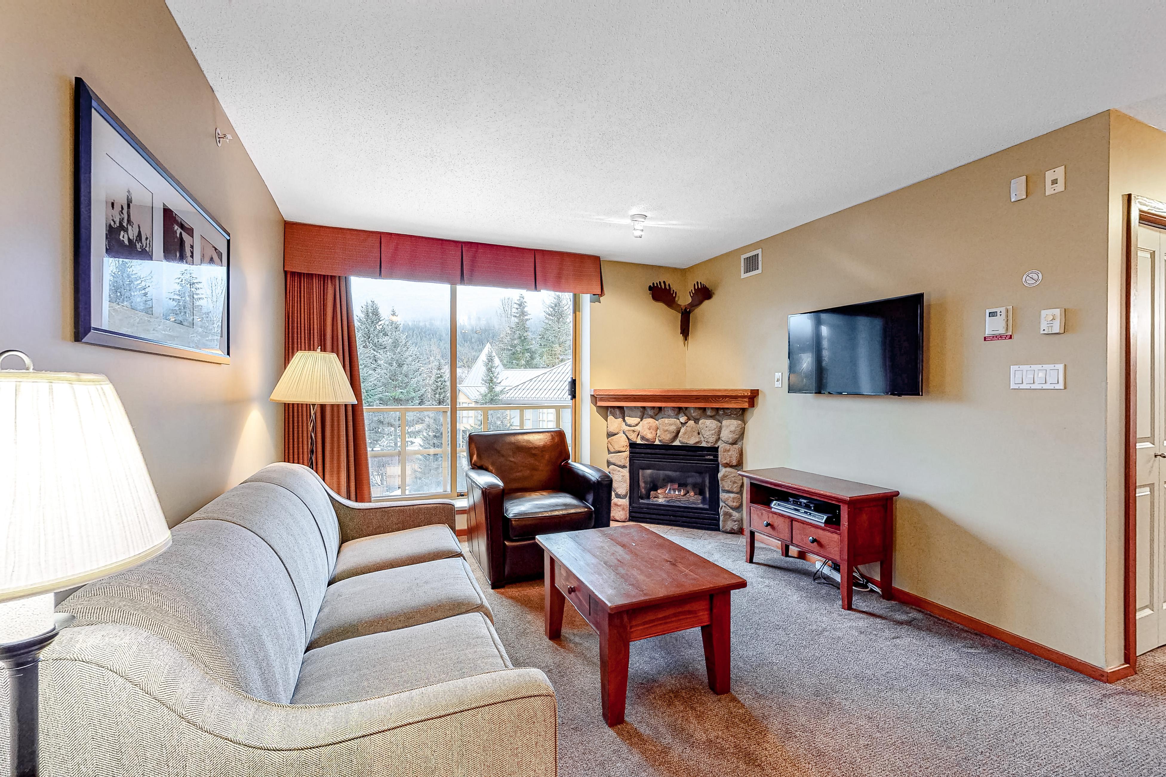 Property Image 1 - Captivating and Peaceful Condo with Fireplace