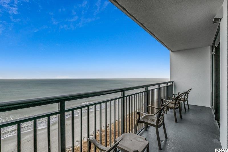 Property Image 1 - Large oceanfront 2/2 Direct Oceanview!