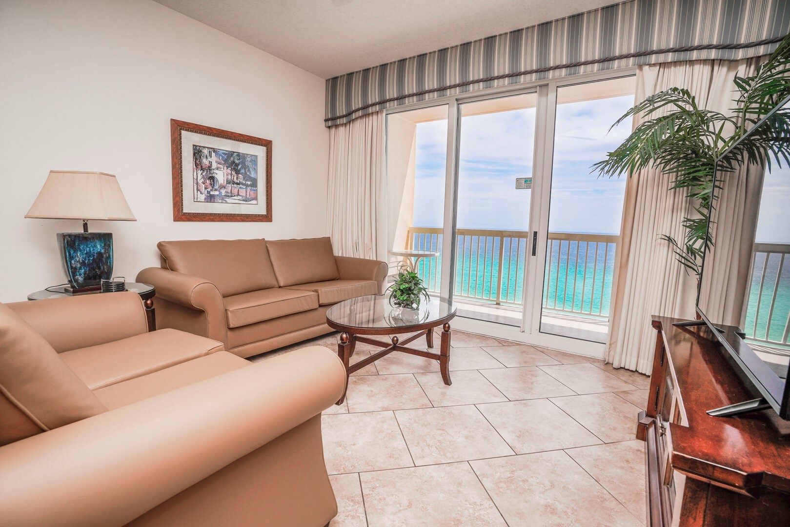 Living Area with Direct Beach & Gulf Views