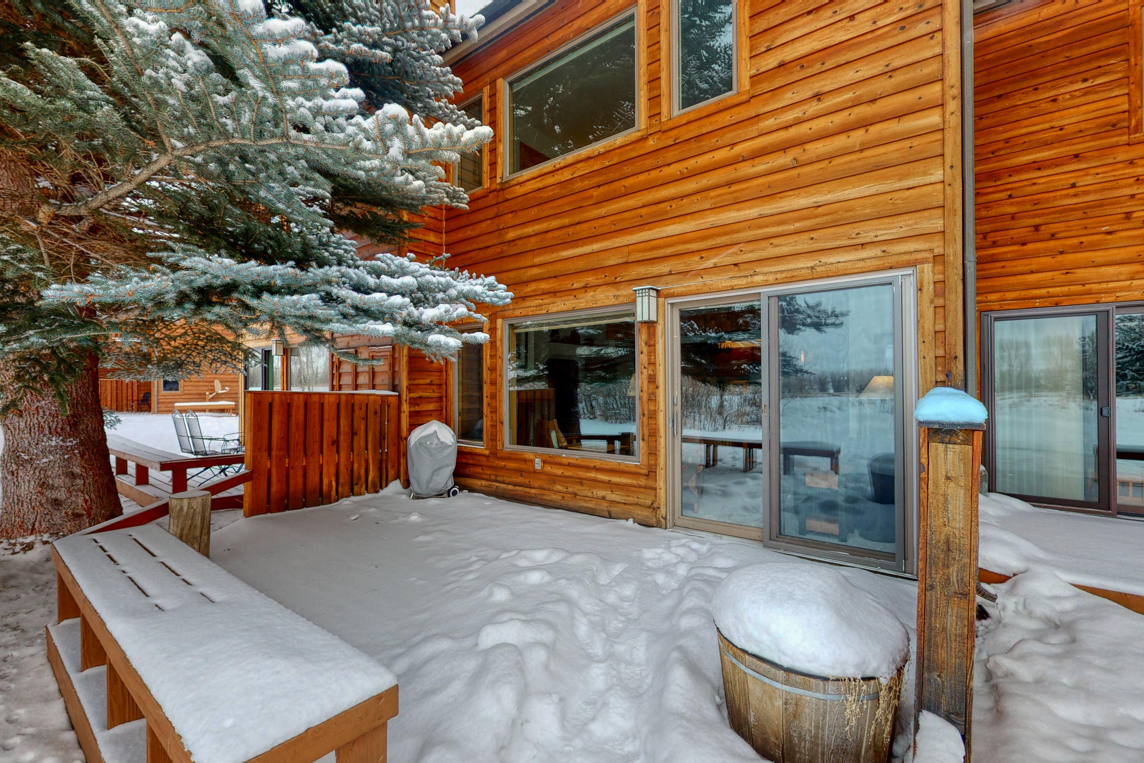 Property Image 2 - Glacier B