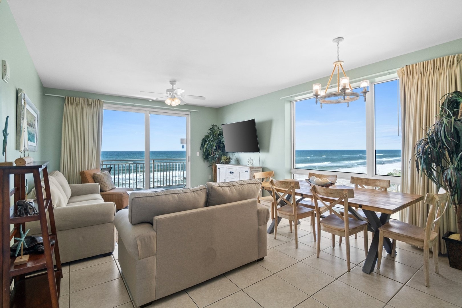 Splash Beach Resort Condo Rental 101W