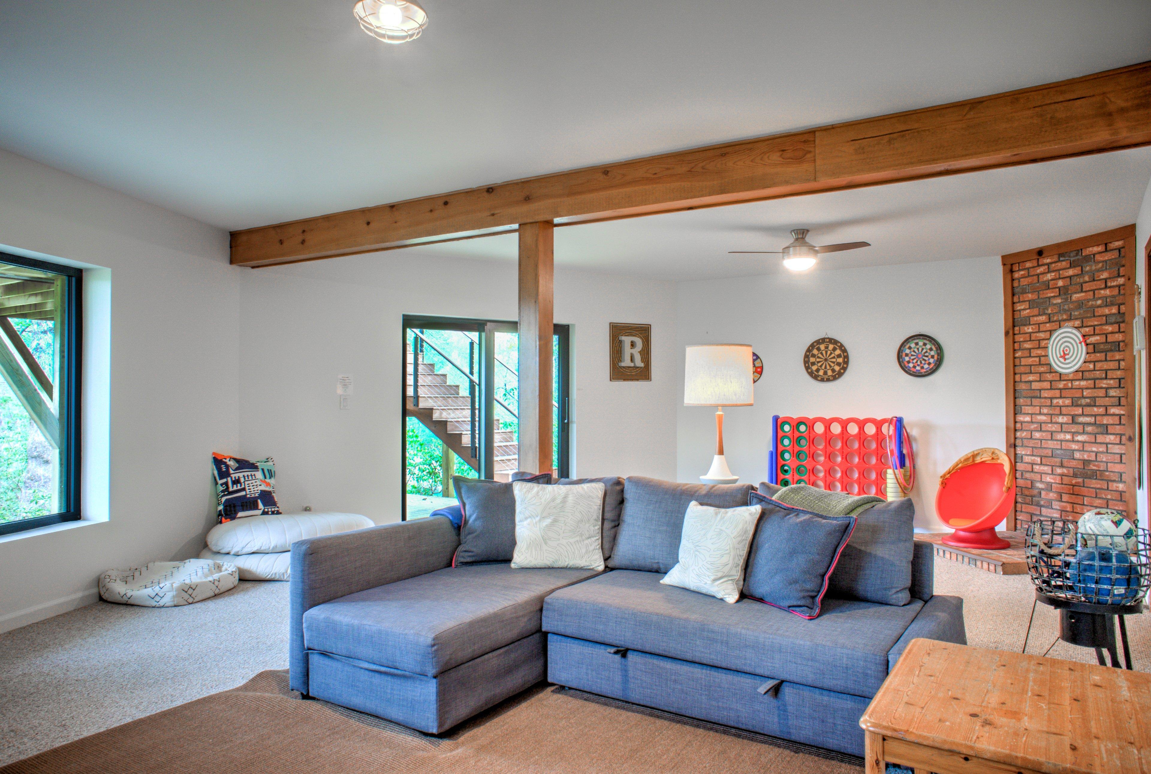 The Oak Lake House on Wanteska