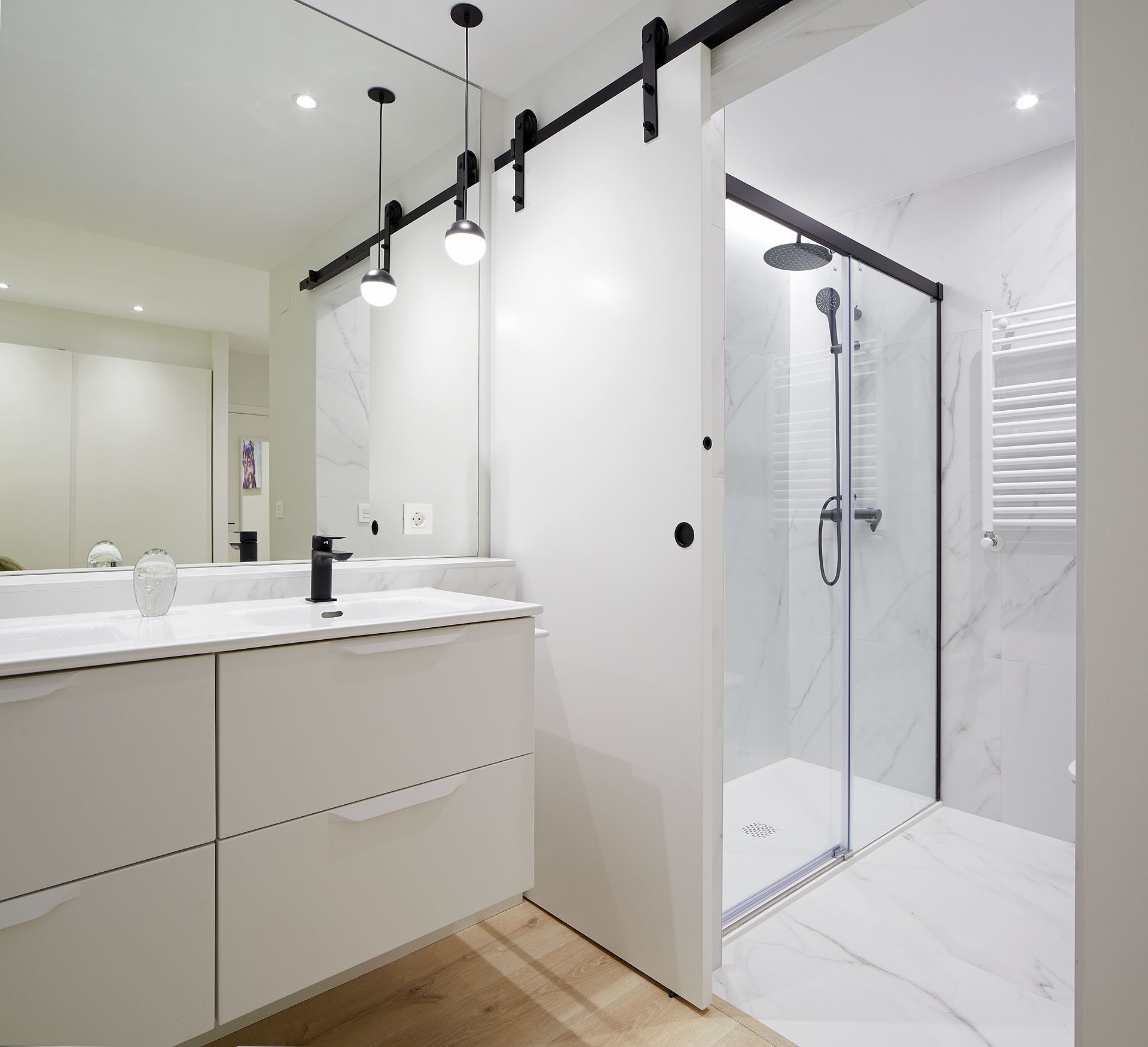 Delightful Sunny Apartment close to Many Shops in Gros Delightful Sunny Apartment close to Many Shops in Gros