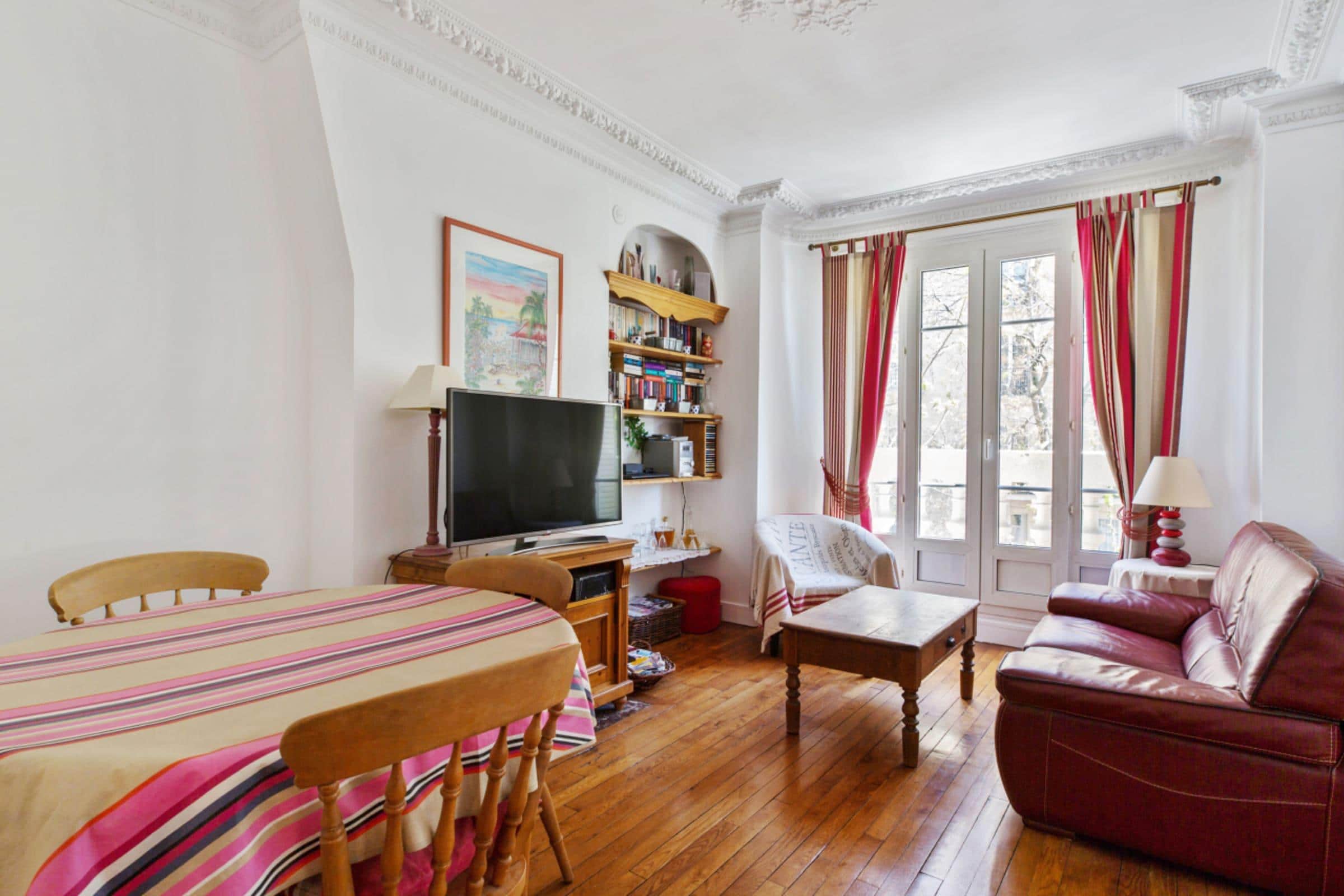 Property Image 2 - Lovely Parisian Apartment with Large Living Spaces