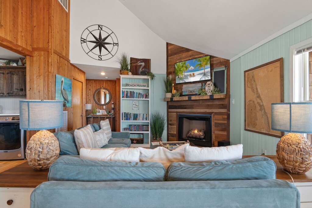 Relax in the spacious Living Area with a fireplace!