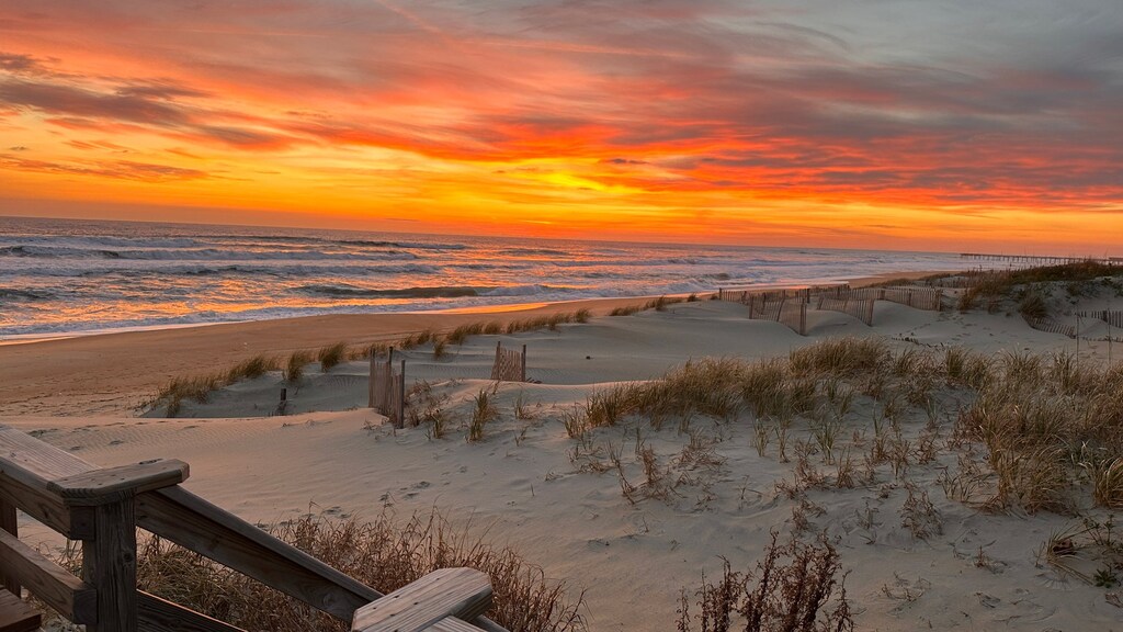 Wake up to spectacular sunrises every morning.