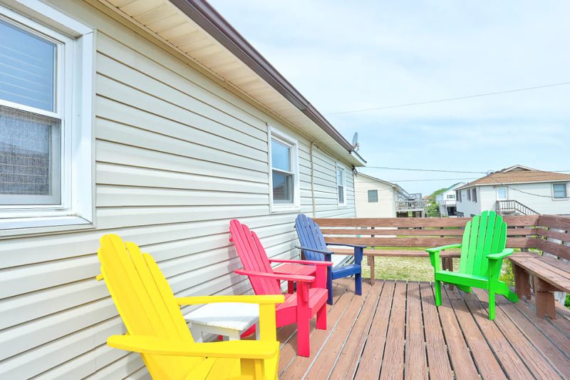 Gather around on the Furnished Sun Deck when you want to work on your tan or relax in the sunshine with your favorite beach read.