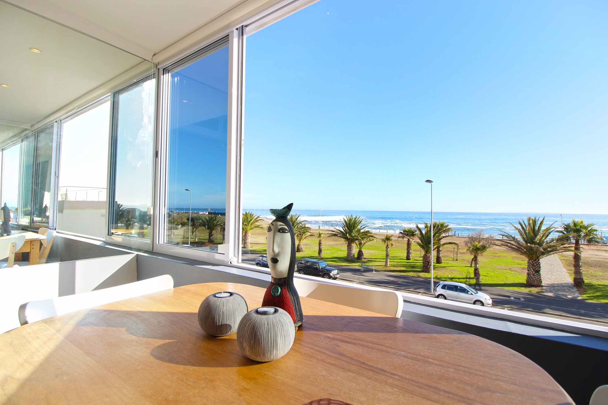 Property Image 1 - Beautiful  Stylish Beachfront with Gorgeous Views of the Ocean