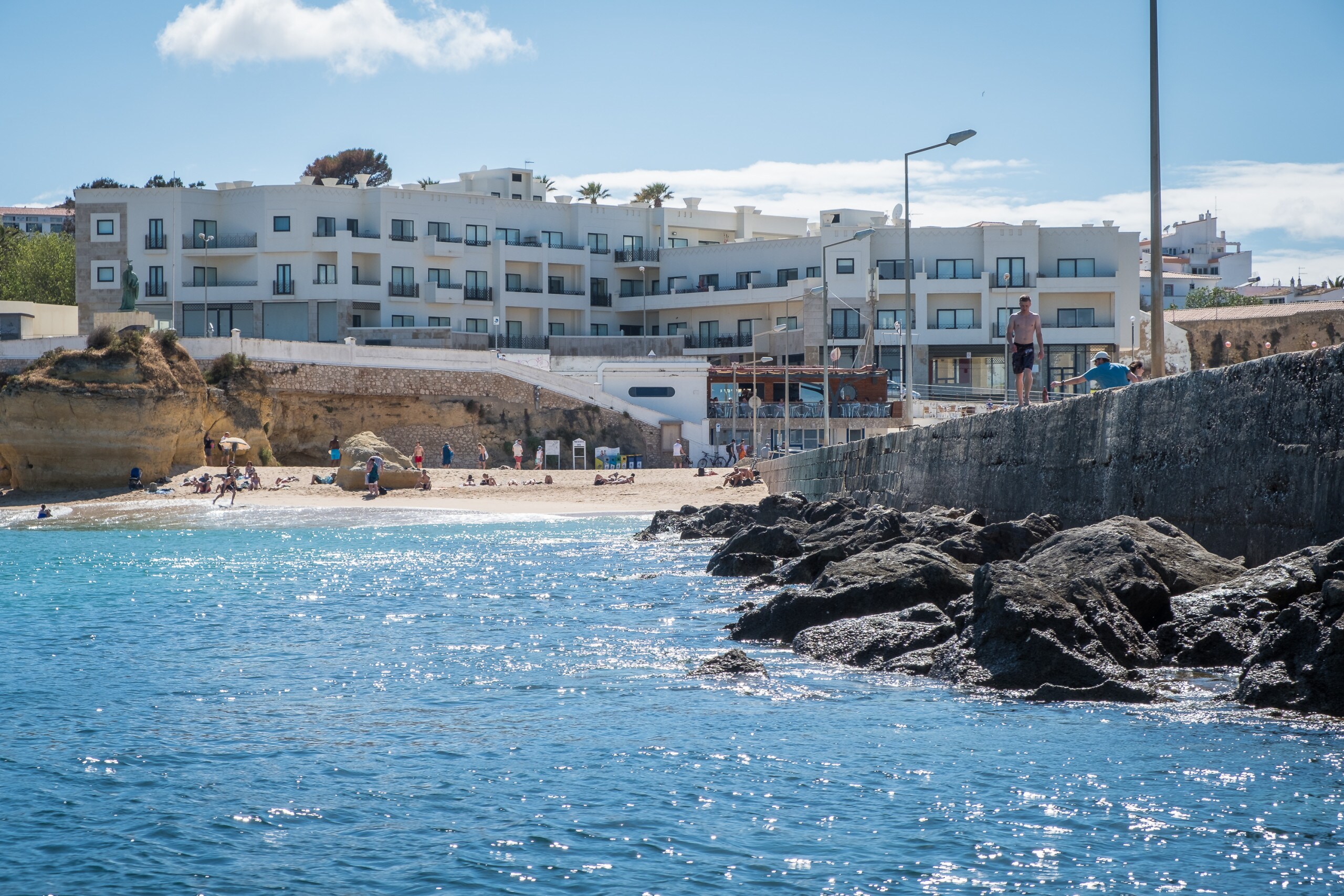 Stunning Modern Apartment with Amazing Sea View Stunning Modern Apartment with Amazing Sea View