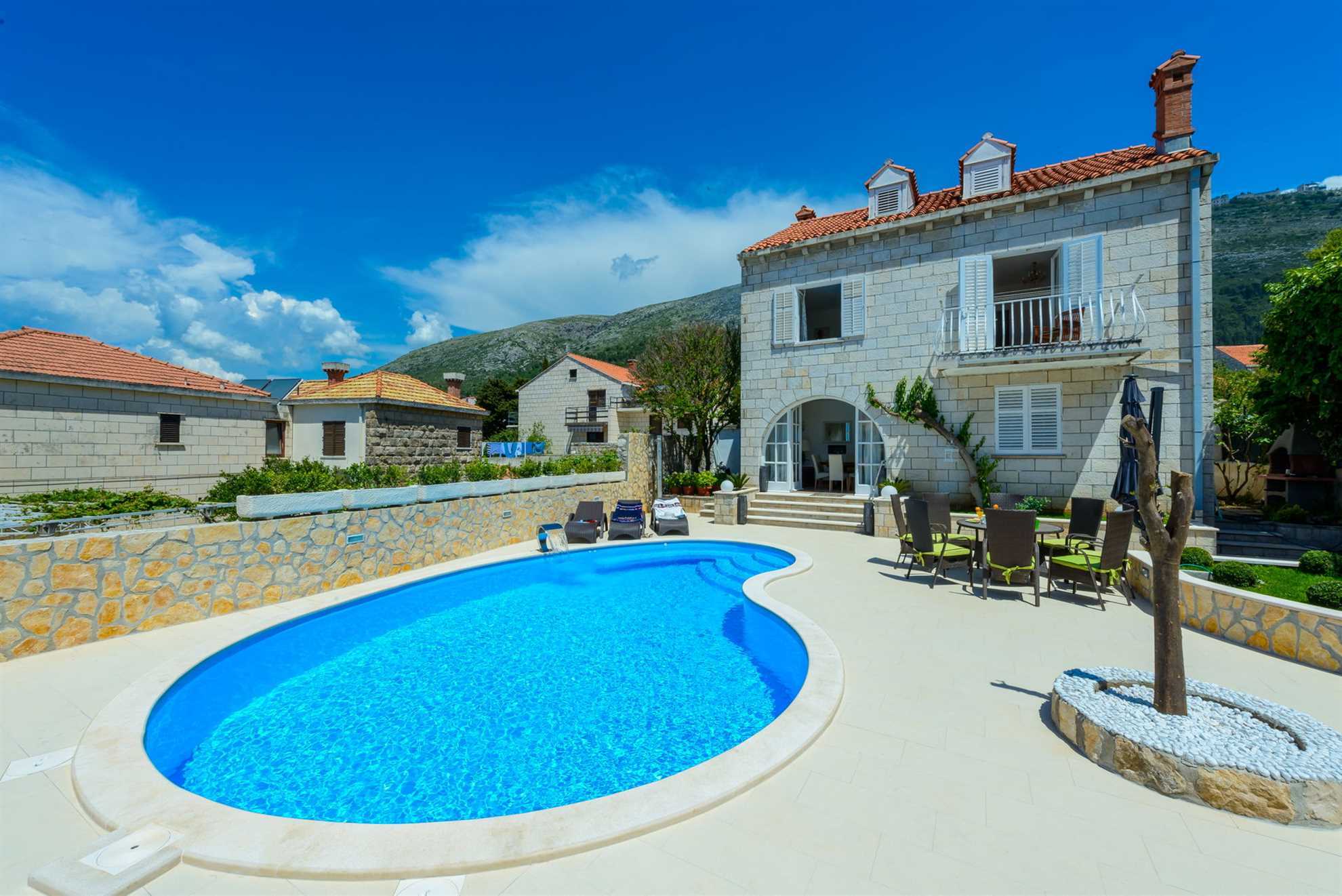 Property Image 2 - Dubrovnik Beautiful Sweet Villa with Lovely Seaviews