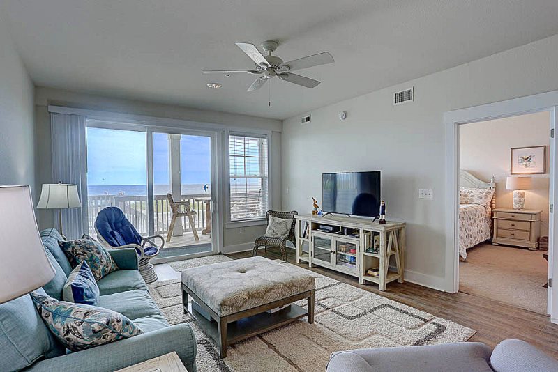 Kick Back & Relax with Stunning Ocean Views