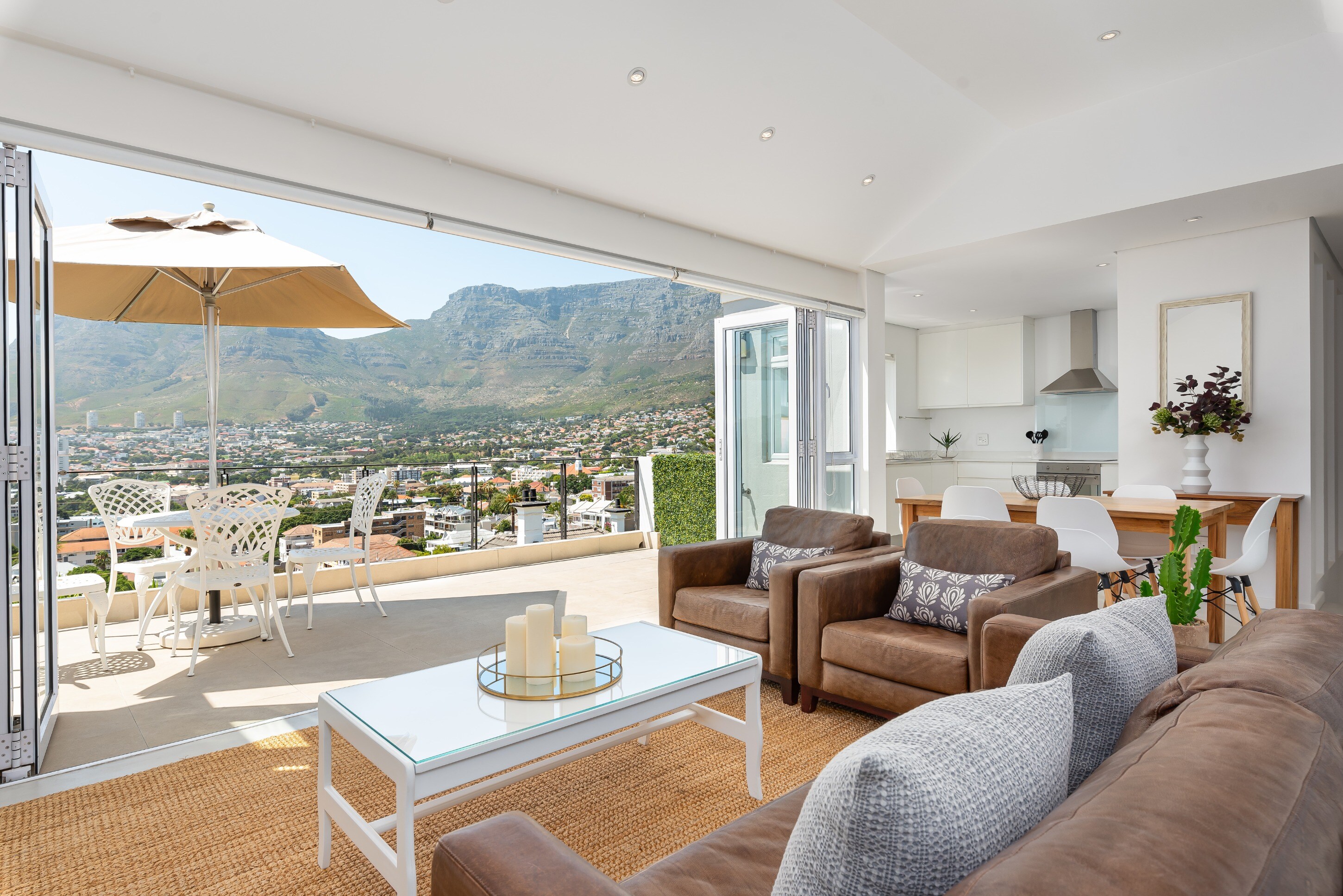 Property Image 1 - Bright Tranquil Apartment with Picturesque Mountain Views