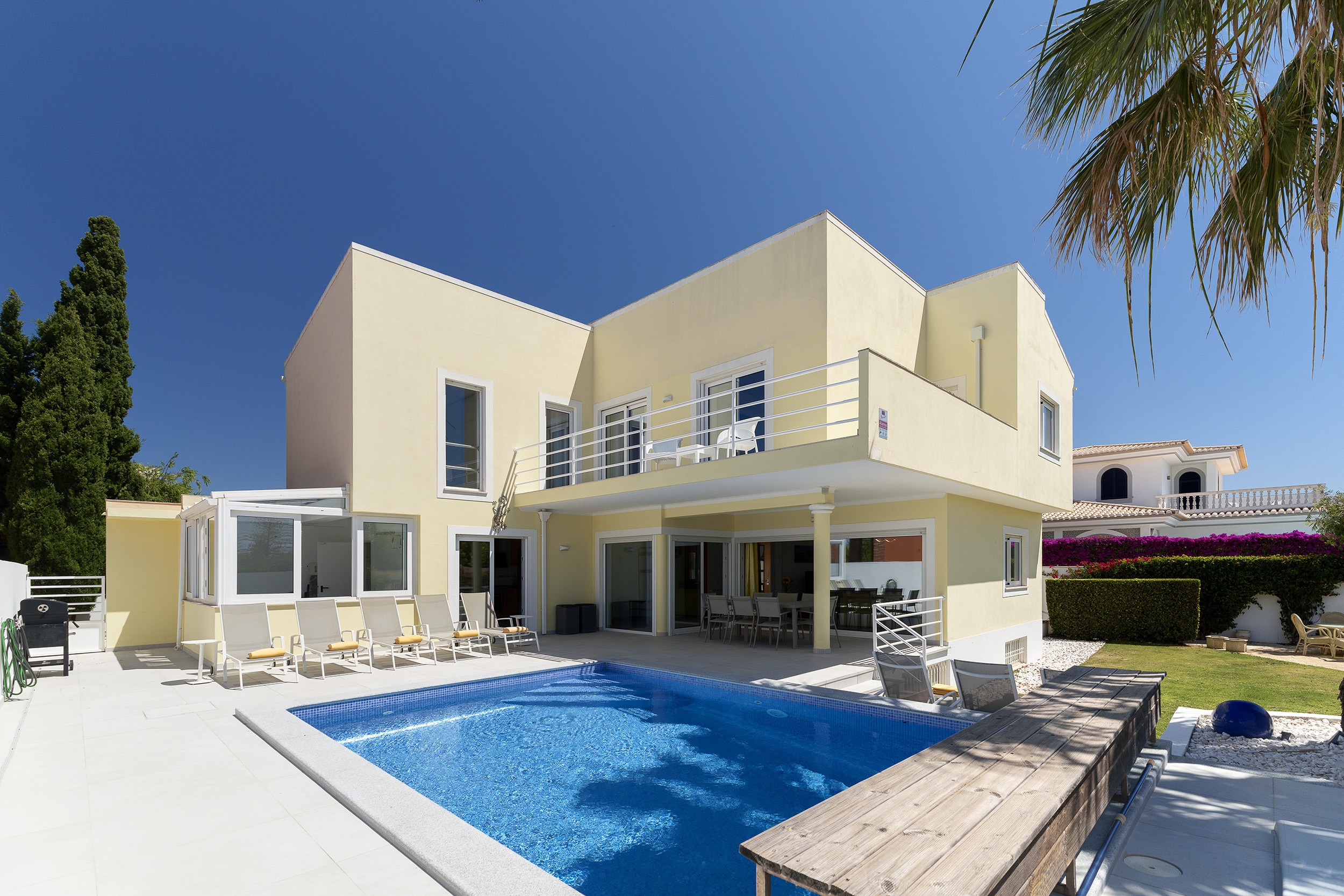 Property Image 1 - Sea View Exclusive Spacious Villa close to the Beach