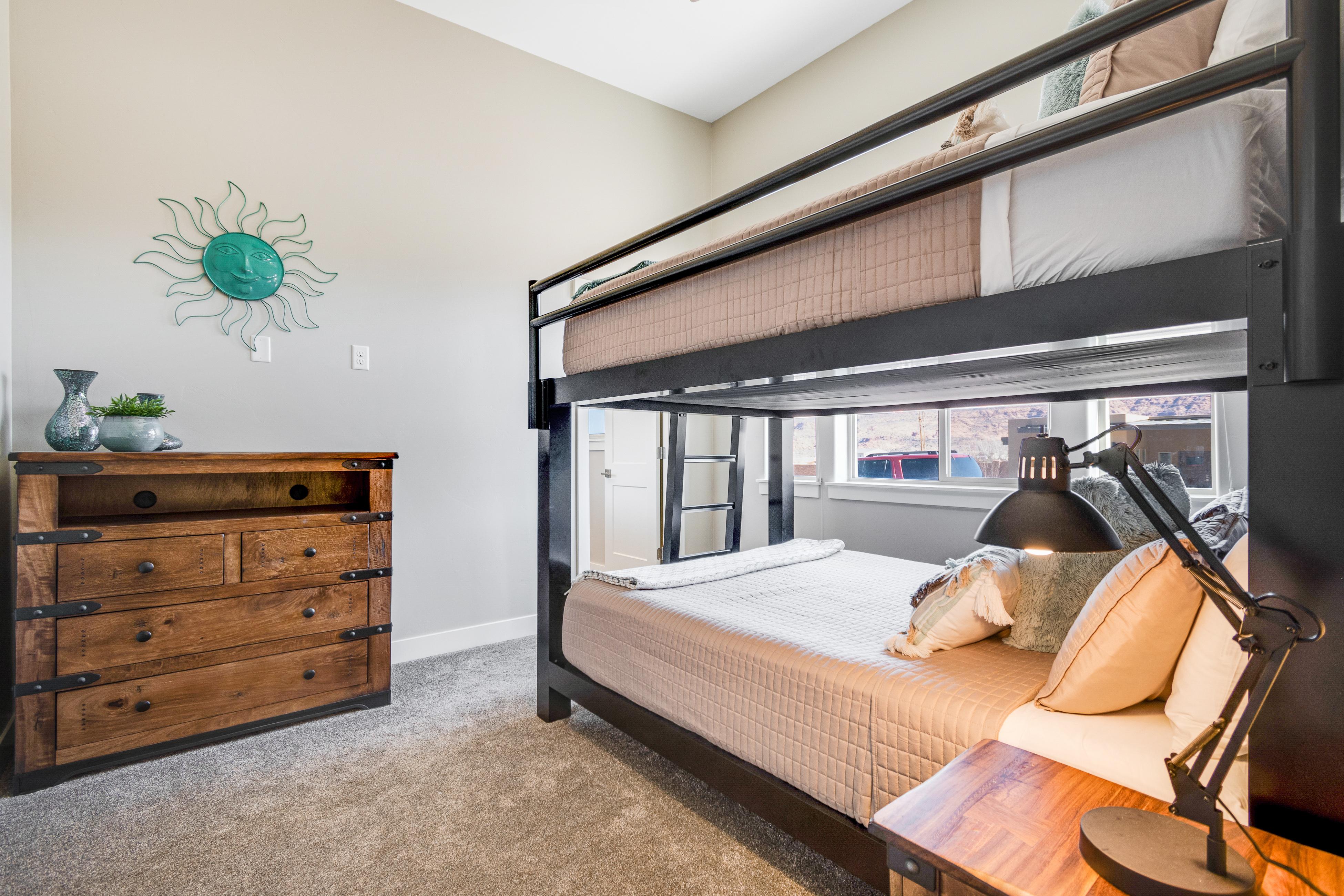 Rim View 5 Rim View 5