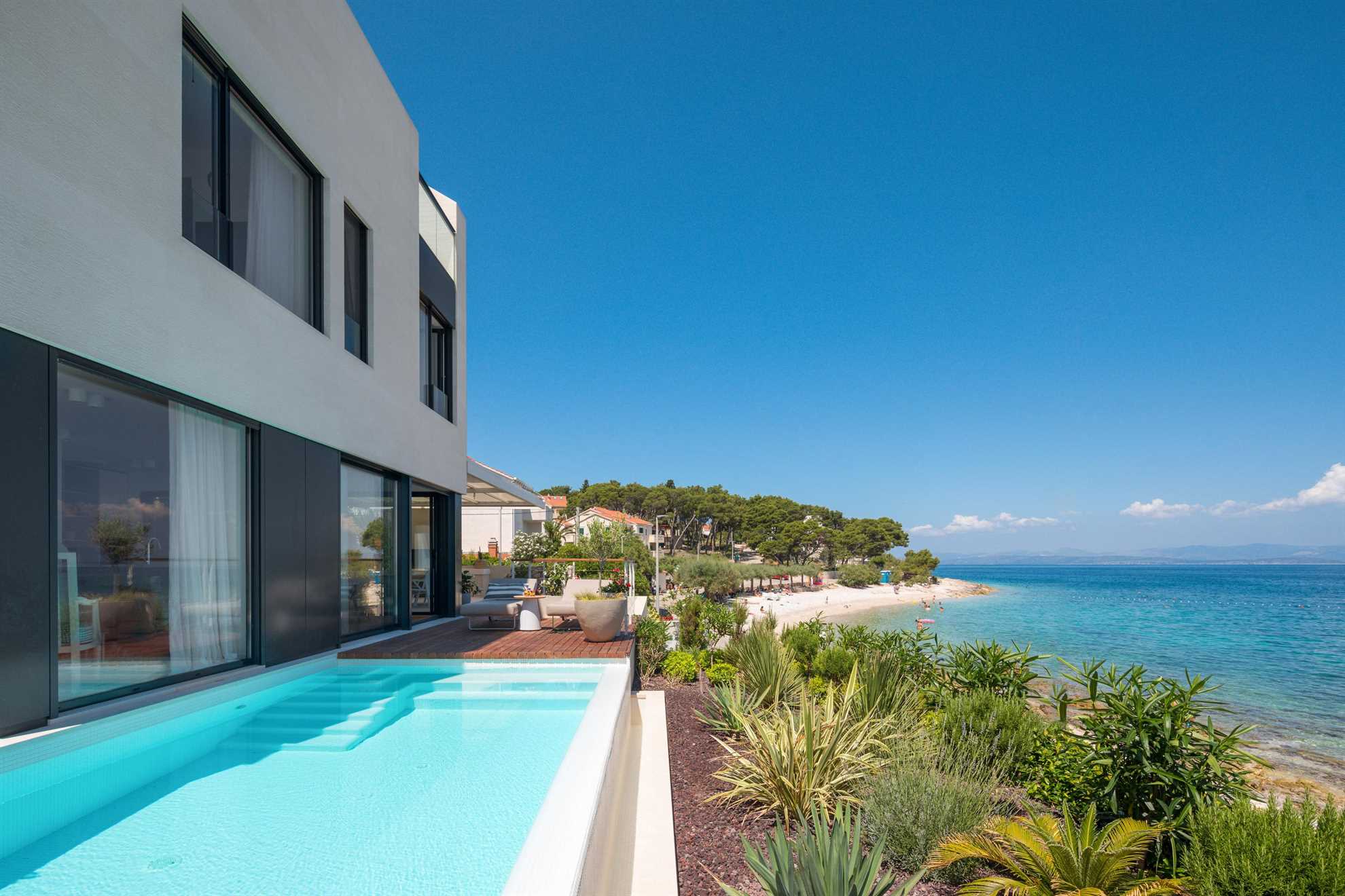 Property Image 2 - Prestigious Modern Beachfront Villa on Brac Island