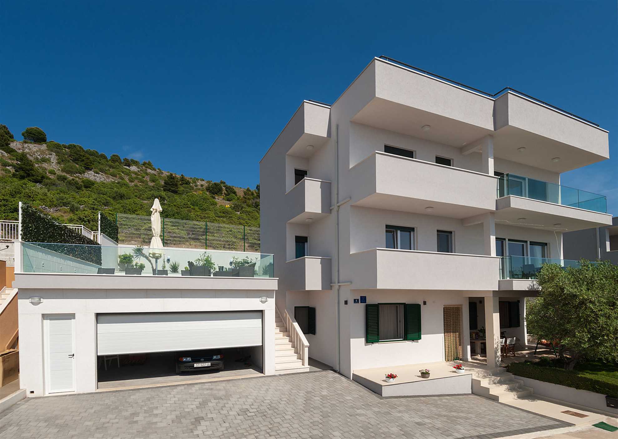 Property Image 2 - Modern Stylish Villa with Panoramic View of the Sea