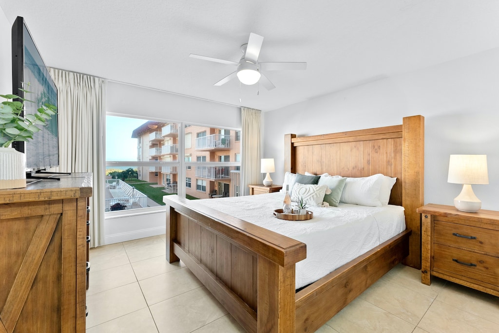 Master bedroom with beautiful views, king bed and big screen TV.