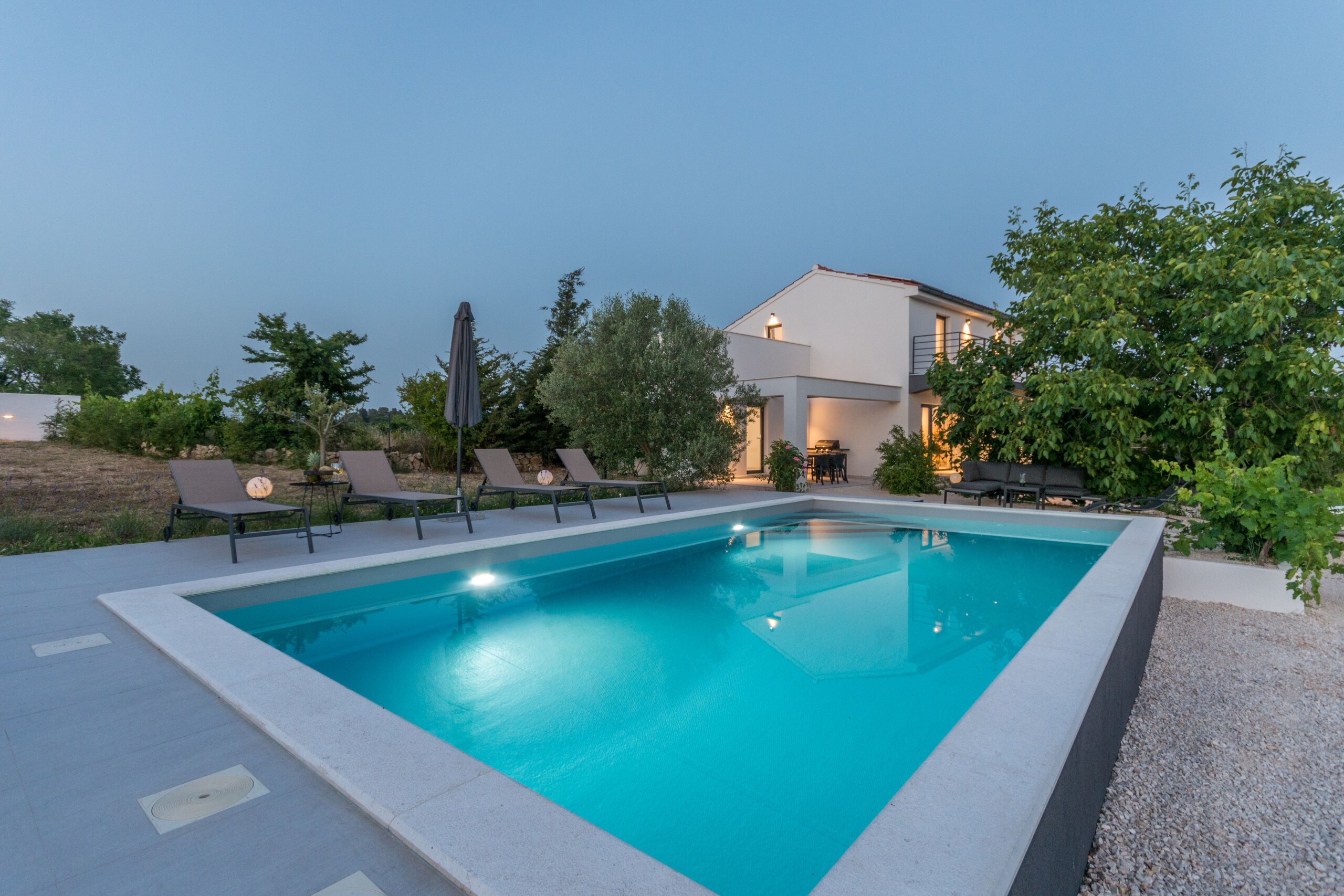 Property Image 1 - Luxury Air-conditioned Villa in Crno with Pool