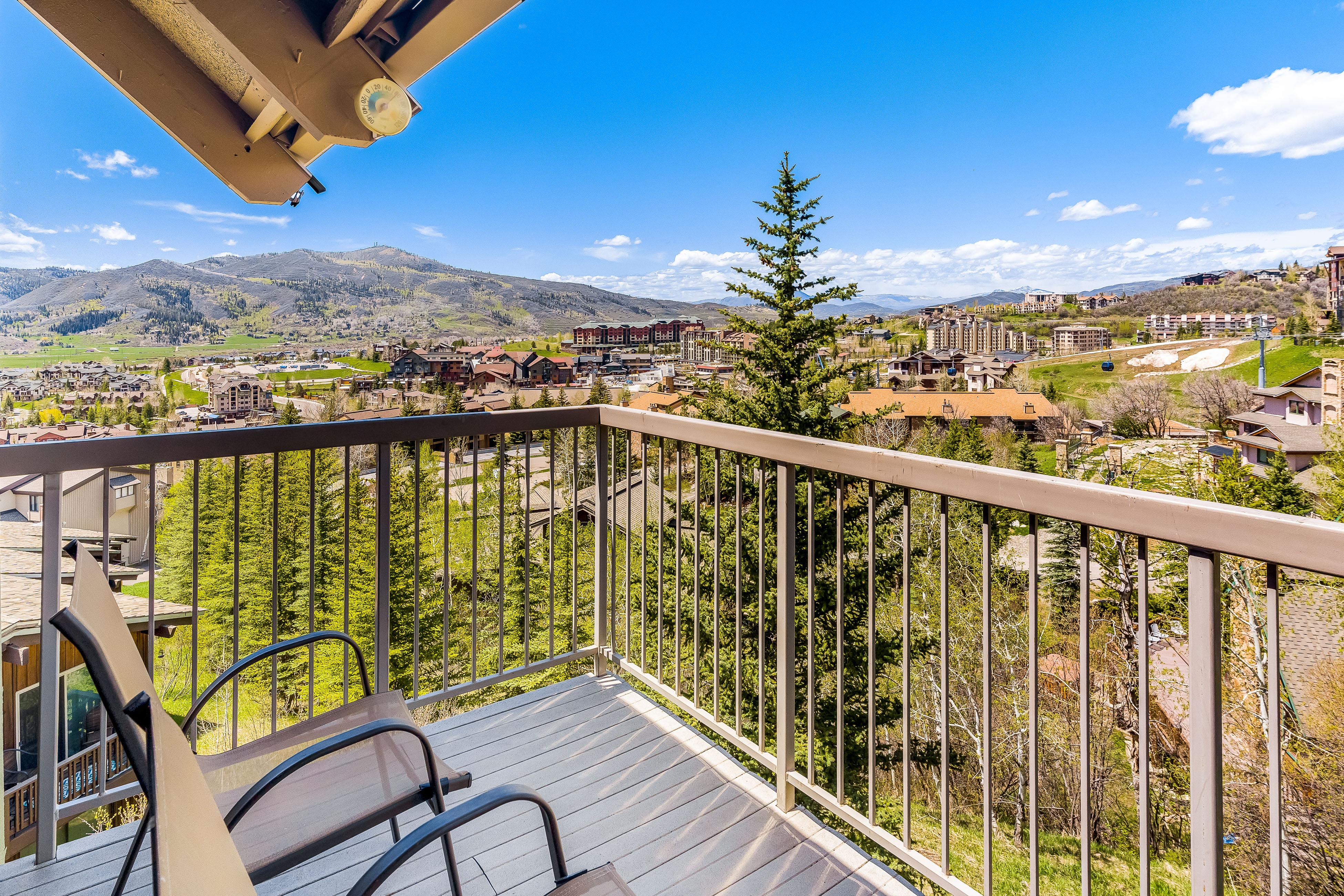 Property Image 1 - Yampa View 409