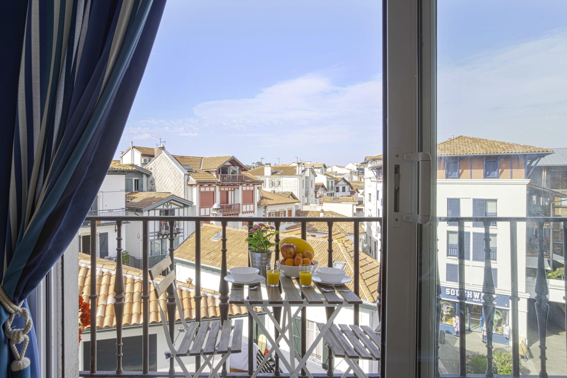 Property Image 2 - Superb flat with balcony in the heart of Saint-Jean-de-Luz